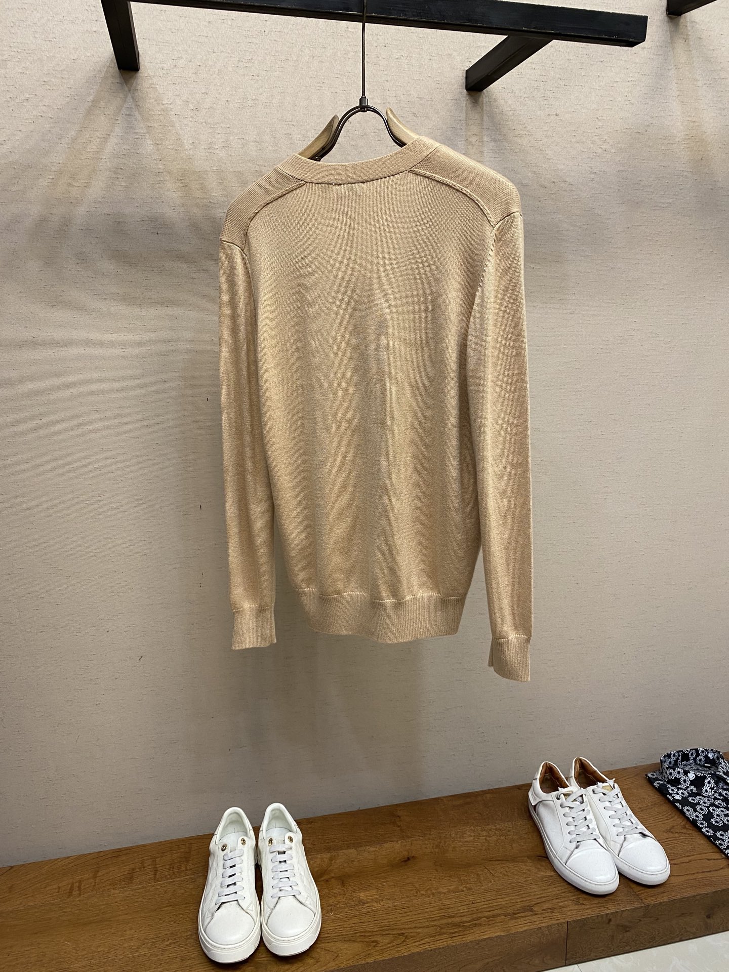Burberry Wool Cardigan with Equestrian Knight Design - New Spring/Summer Style 3 i1755160938461 9658 0 1