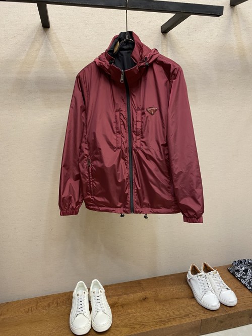 Prada 2025 New Men's Casual Double-Sided Jacket - Stylish and Versatile 1 Prada 2025 New Men's Casual Double-Sided Jacket - Stylish and Versatile