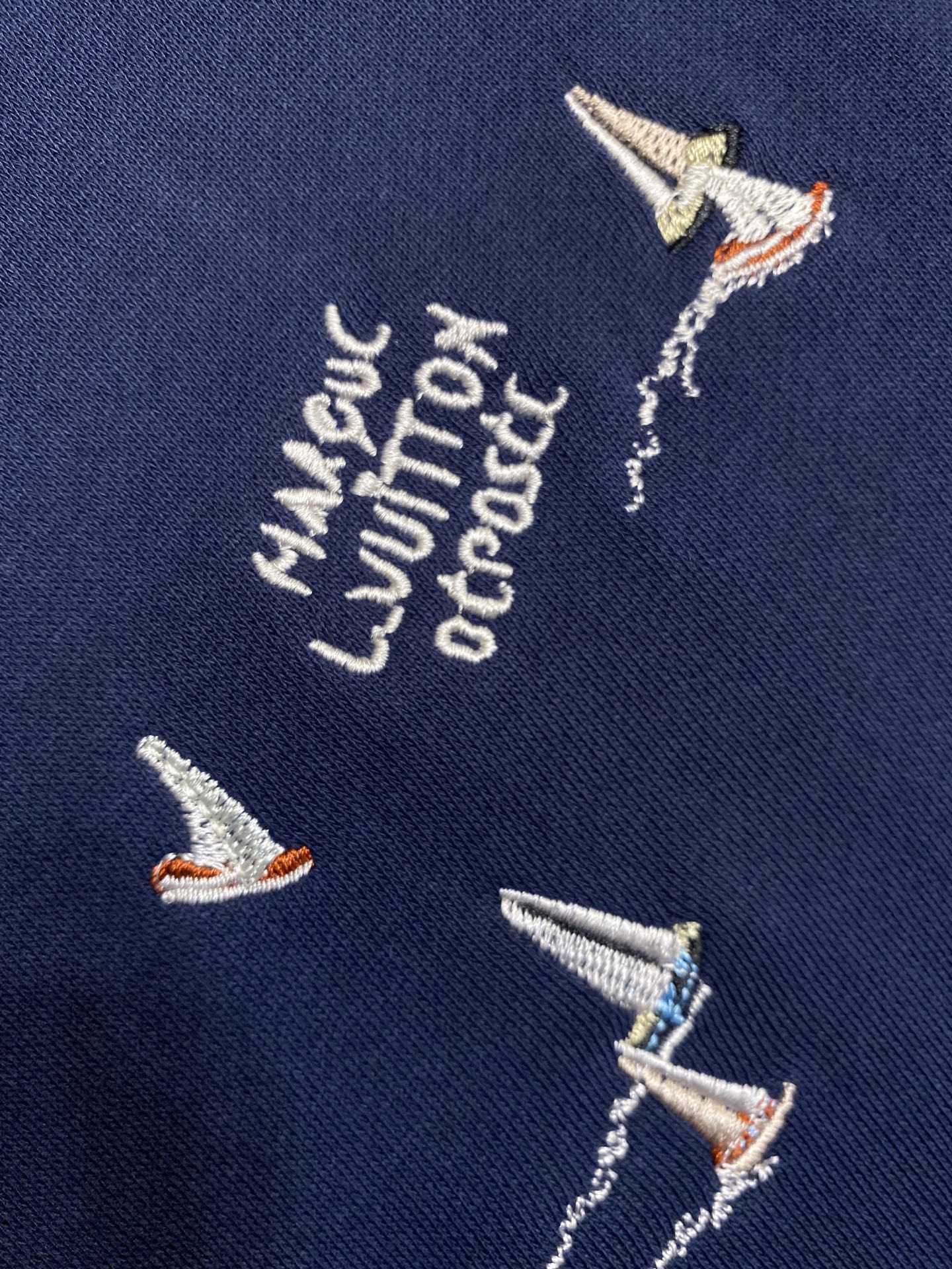 🌟🌟1V、25SS刺绣连帽衫，正品15100购入，全棉无尘毛料卫衣料380克，21支2*2潮牌螺纹
24