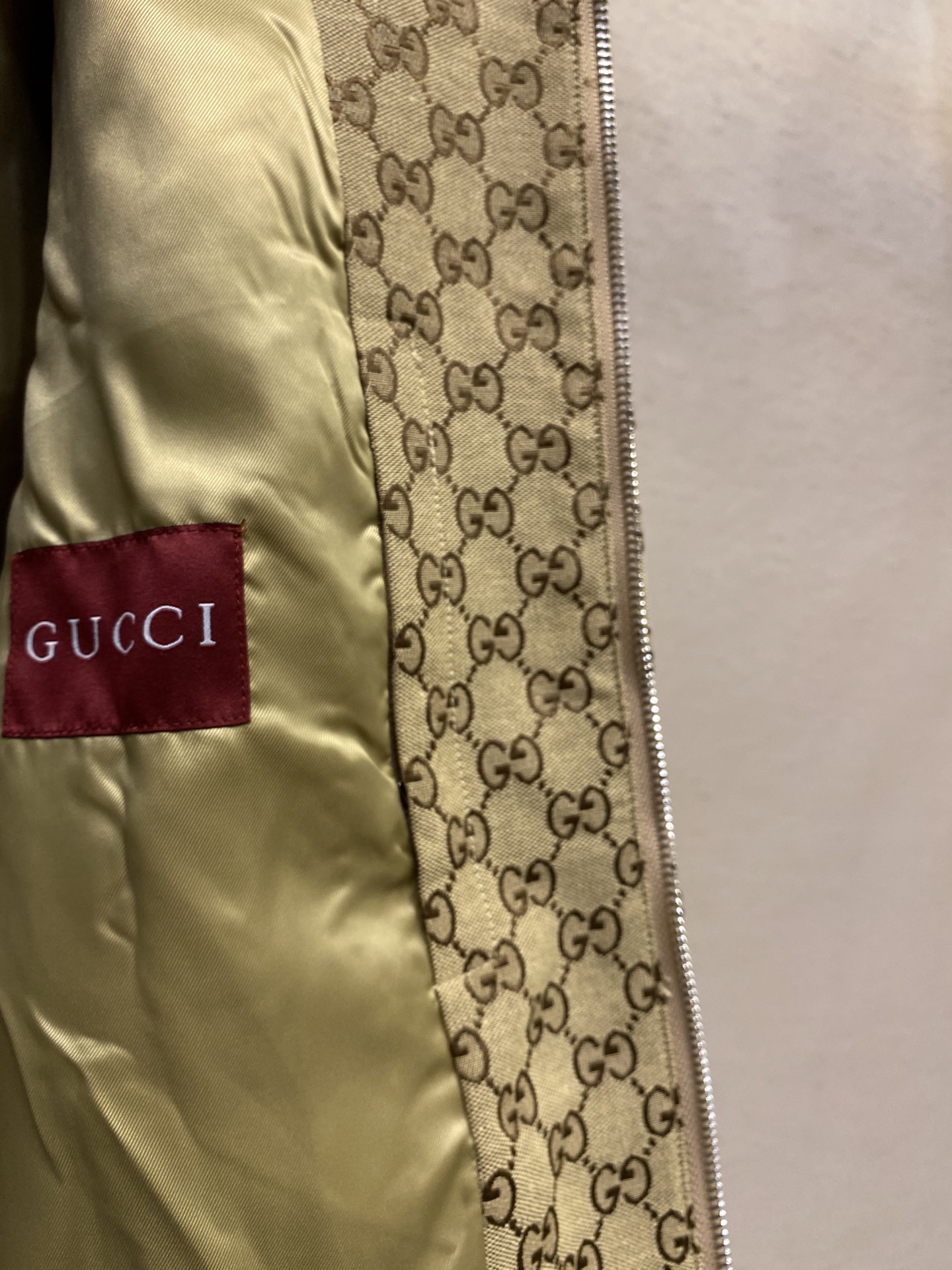 🌟🌟Gucci、GUCC 24ss新款单品出自Gucc Lido系列，设计灵感源自意大利海岸的夏日风情和