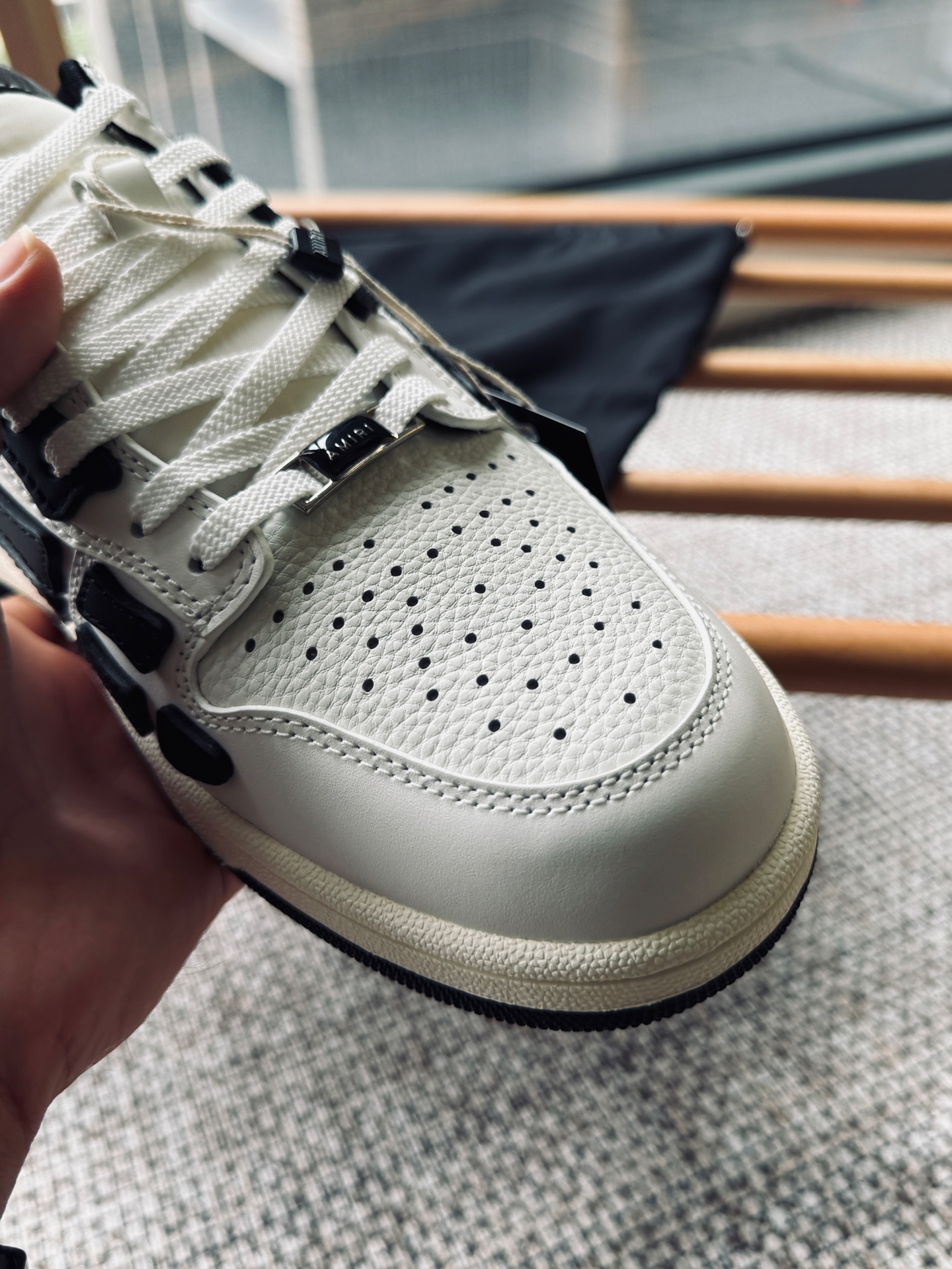 🌟🌟独家实拍✨纯原版本
AMIRI 埃米尔2025SS情侣款休闲鞋
原版进口牛皮 原版进口网布
原版定制