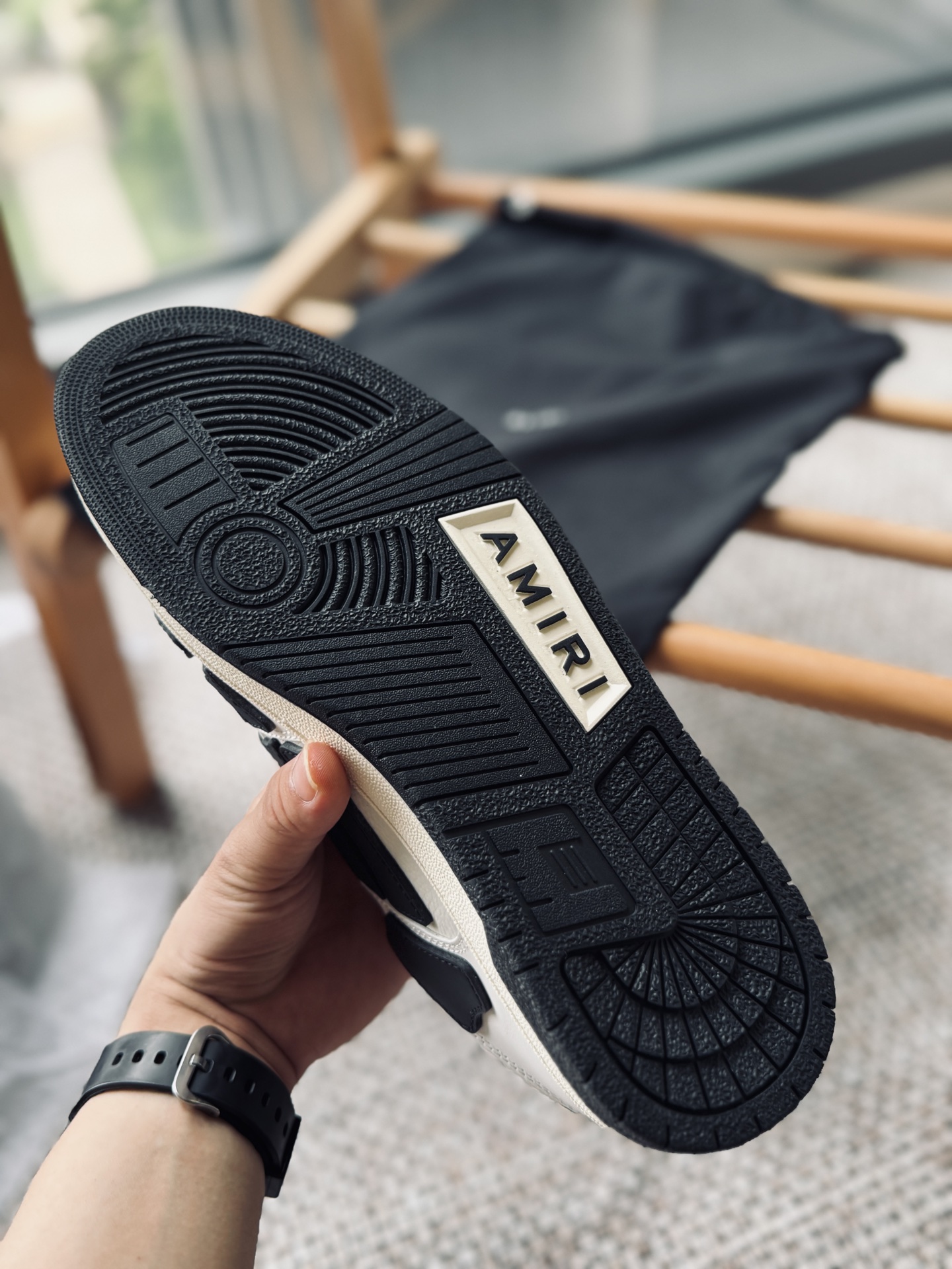 🌟🌟独家实拍✨纯原版本
AMIRI 埃米尔2025SS情侣款休闲鞋
原版进口牛皮 原版进口网布
原版定制