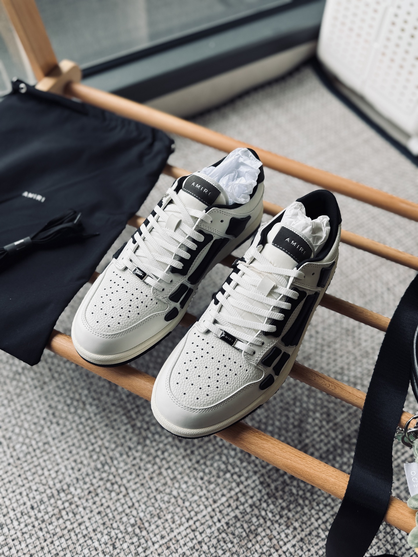 🌟🌟独家实拍✨纯原版本
AMIRI 埃米尔2025SS情侣款休闲鞋
原版进口牛皮 原版进口网布
原版定制