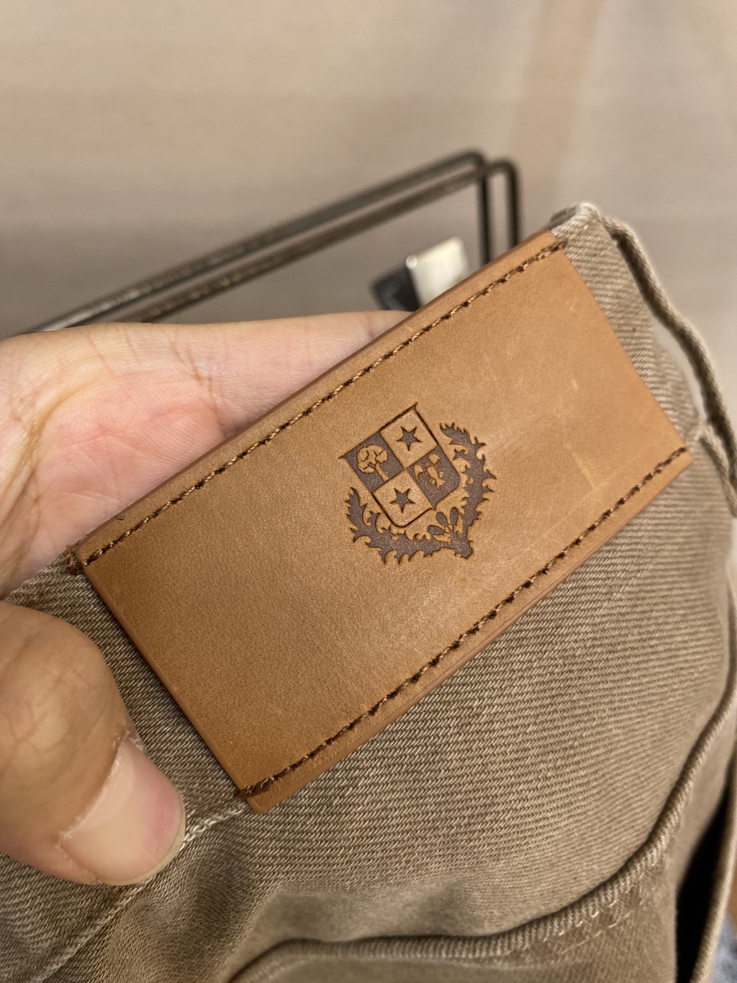 🌟🌟lP🆕，2025ss好穿不挑身材在搭配上没有太多的限制 随意简洁的衬托其他单品，来展现自己的风格姿态