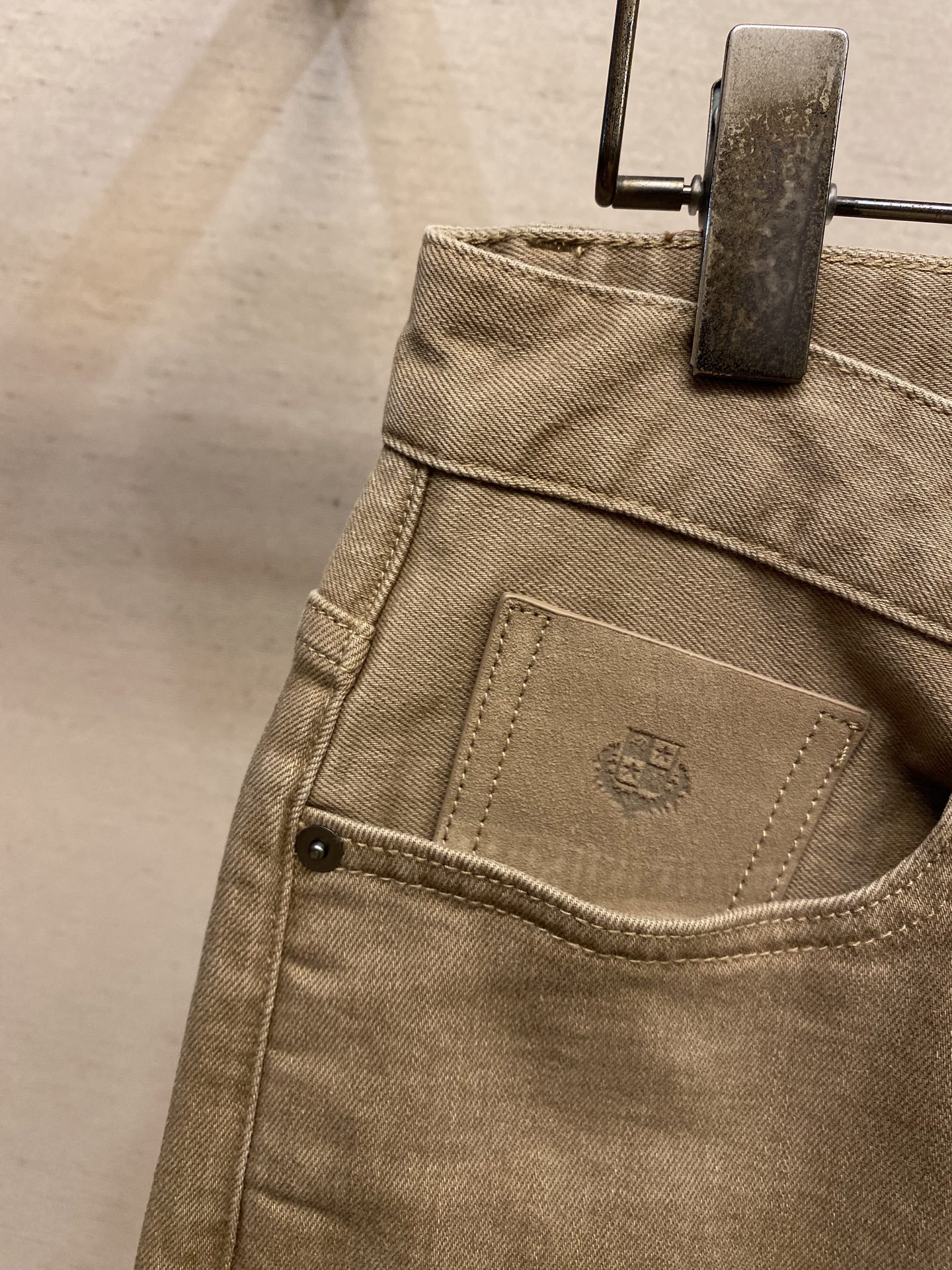 🌟🌟lP🆕，2025ss好穿不挑身材在搭配上没有太多的限制 随意简洁的衬托其他单品，来展现自己的风格姿态