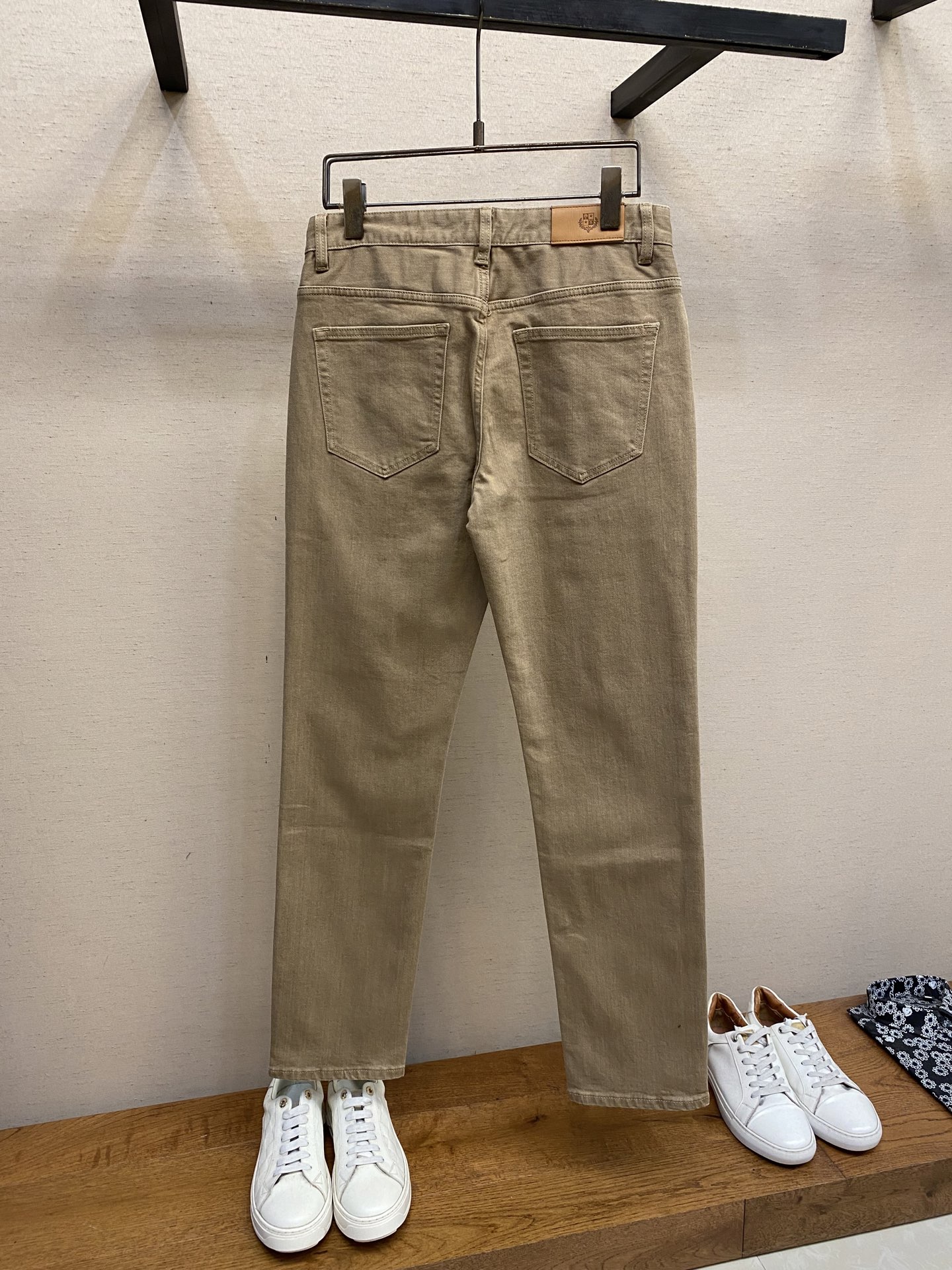 🌟🌟lP🆕，2025ss好穿不挑身材在搭配上没有太多的限制 随意简洁的衬托其他单品，来展现自己的风格姿态