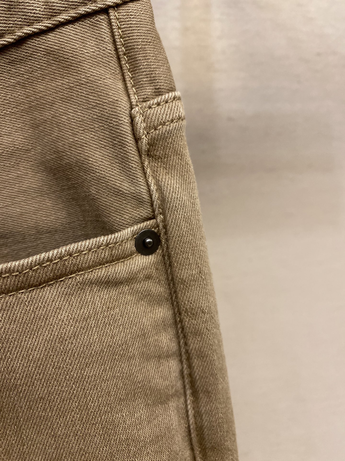 🌟🌟lP🆕，2025ss好穿不挑身材在搭配上没有太多的限制 随意简洁的衬托其他单品，来展现自己的风格姿态