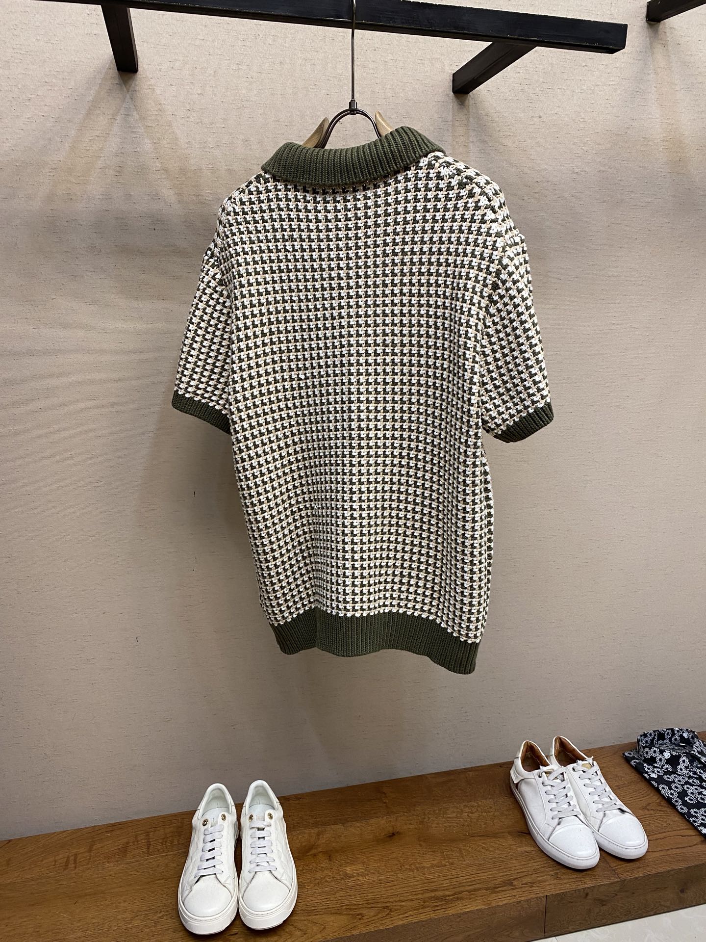 🌟🌟1V，路易 25ss新款秀款拼色提花针织短袖POLO衫

尺码：S-XL