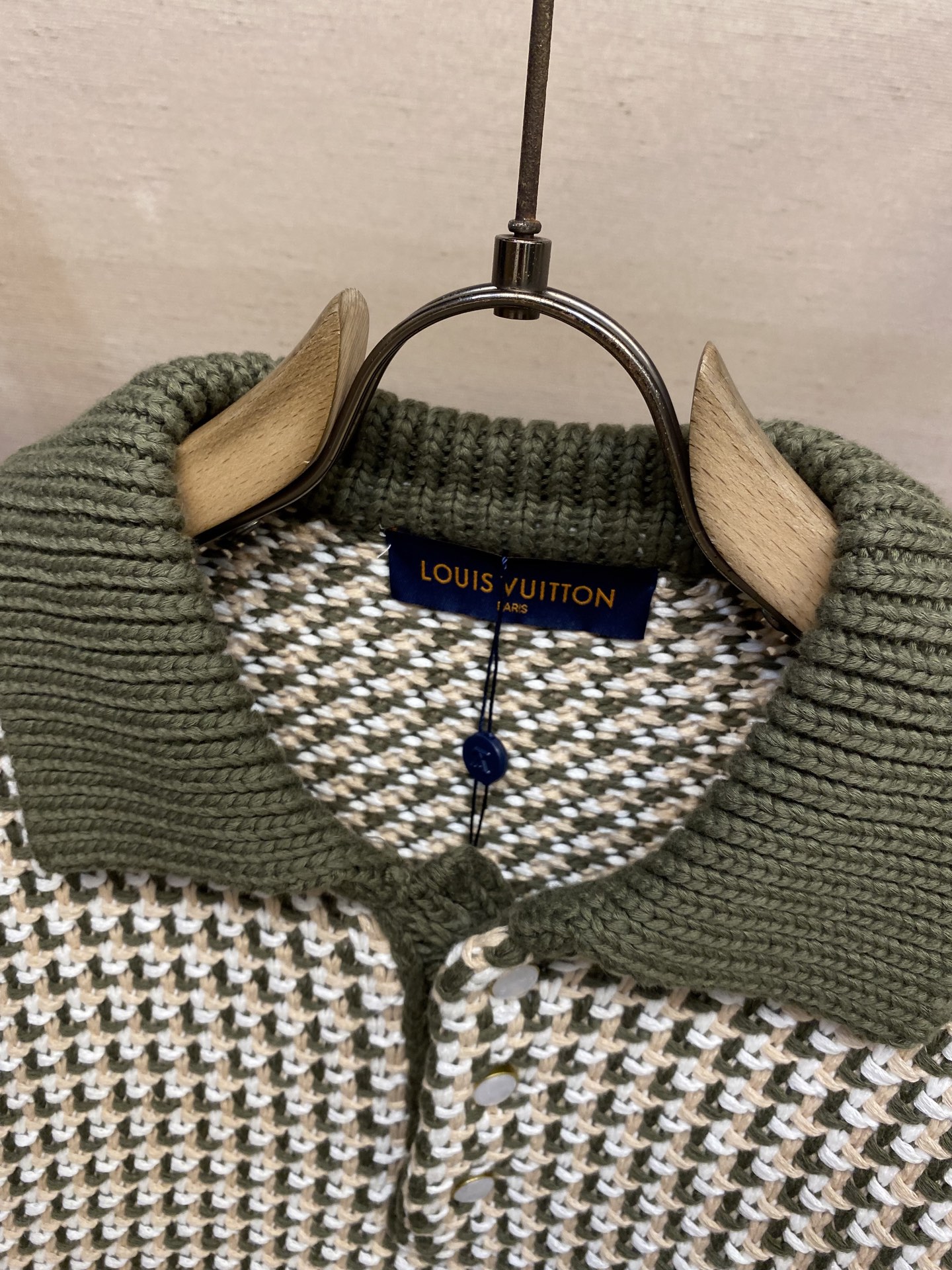 🌟🌟1V，路易 25ss新款秀款拼色提花针织短袖POLO衫

尺码：S-XL