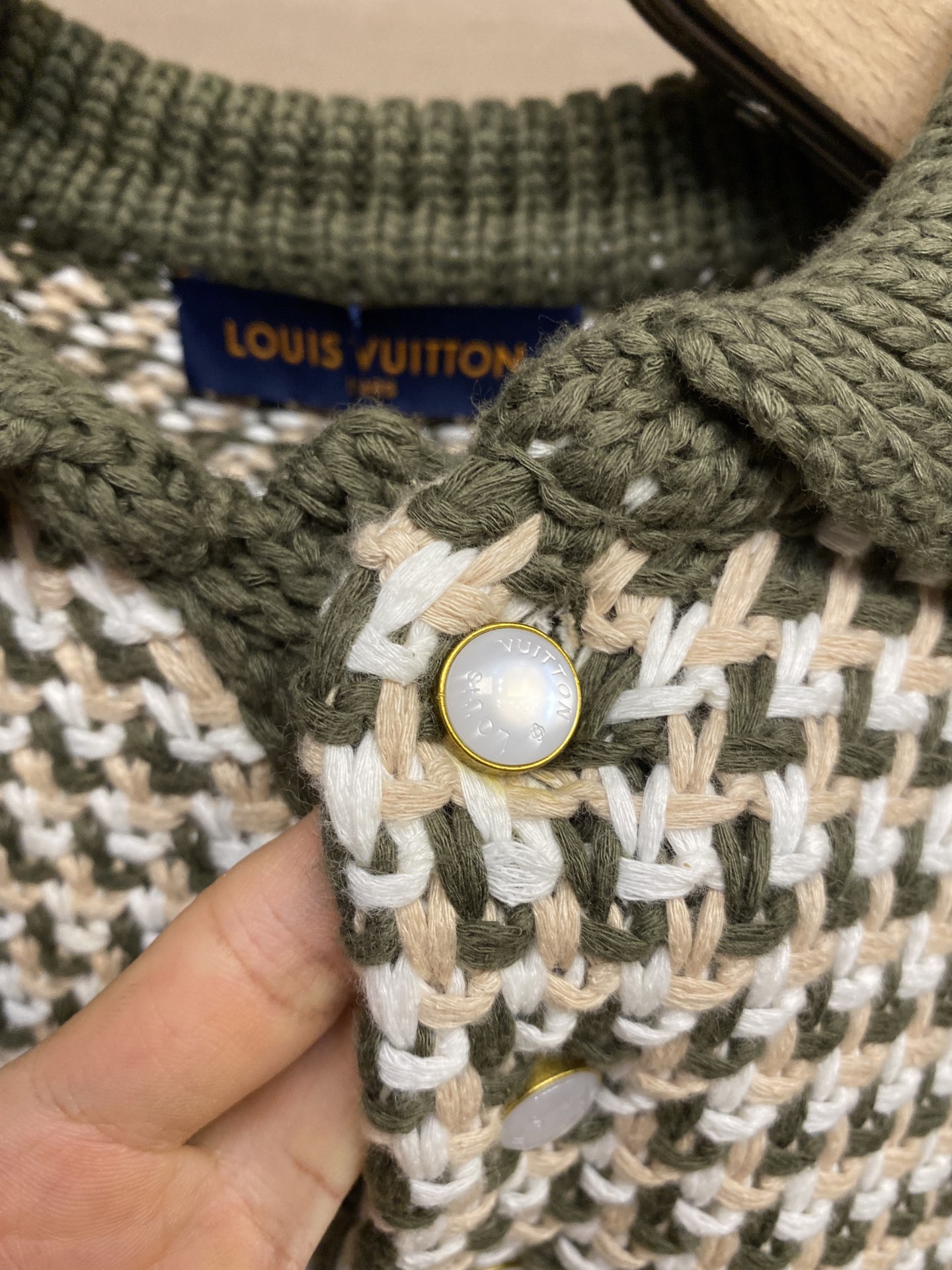 🌟🌟1V，路易 25ss新款秀款拼色提花针织短袖POLO衫

尺码：S-XL