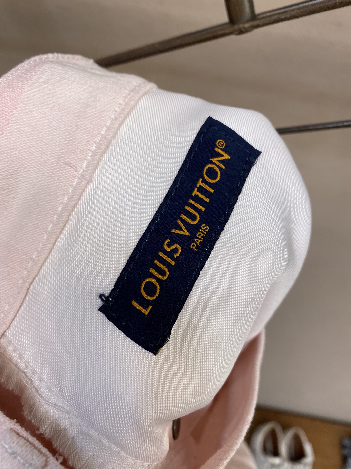 🌟🌟 1V25ss粉色马赛克牛仔裤
YB购入打版，采用斜纹棉丹宁牛仔面料，多重酵素水洗工艺处理，打造柔和