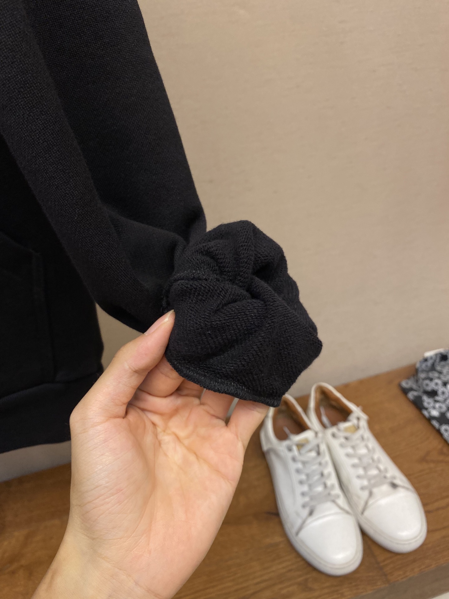 🌟🌟Balenciaga、BLCG/25 洛杉矶夜景帽衫连帽卫衣。
城市夜晚印花极为清晰。区别市场模糊不