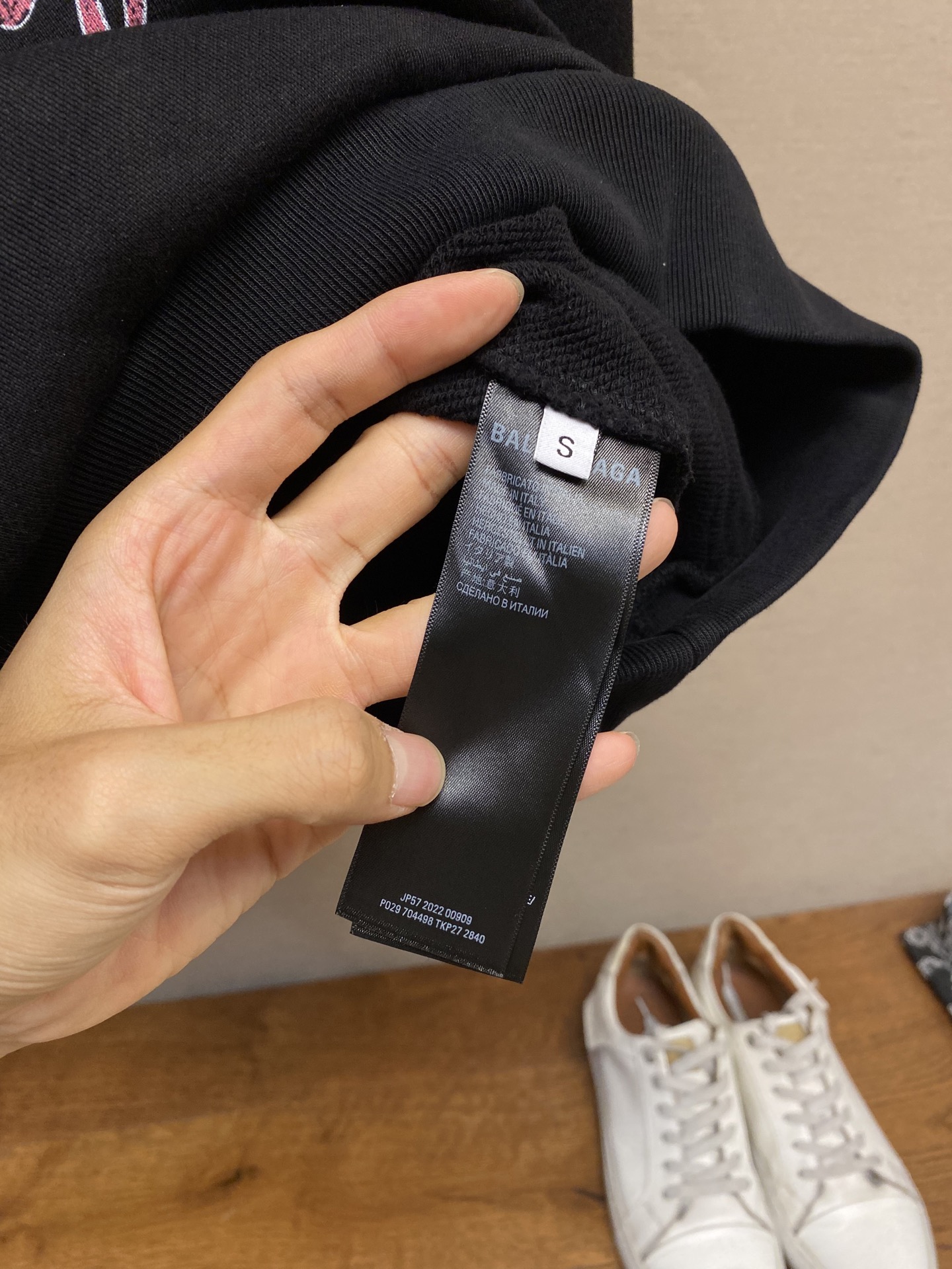 🌟🌟Balenciaga、BLCG/25 洛杉矶夜景帽衫连帽卫衣。
城市夜晚印花极为清晰。区别市场模糊不