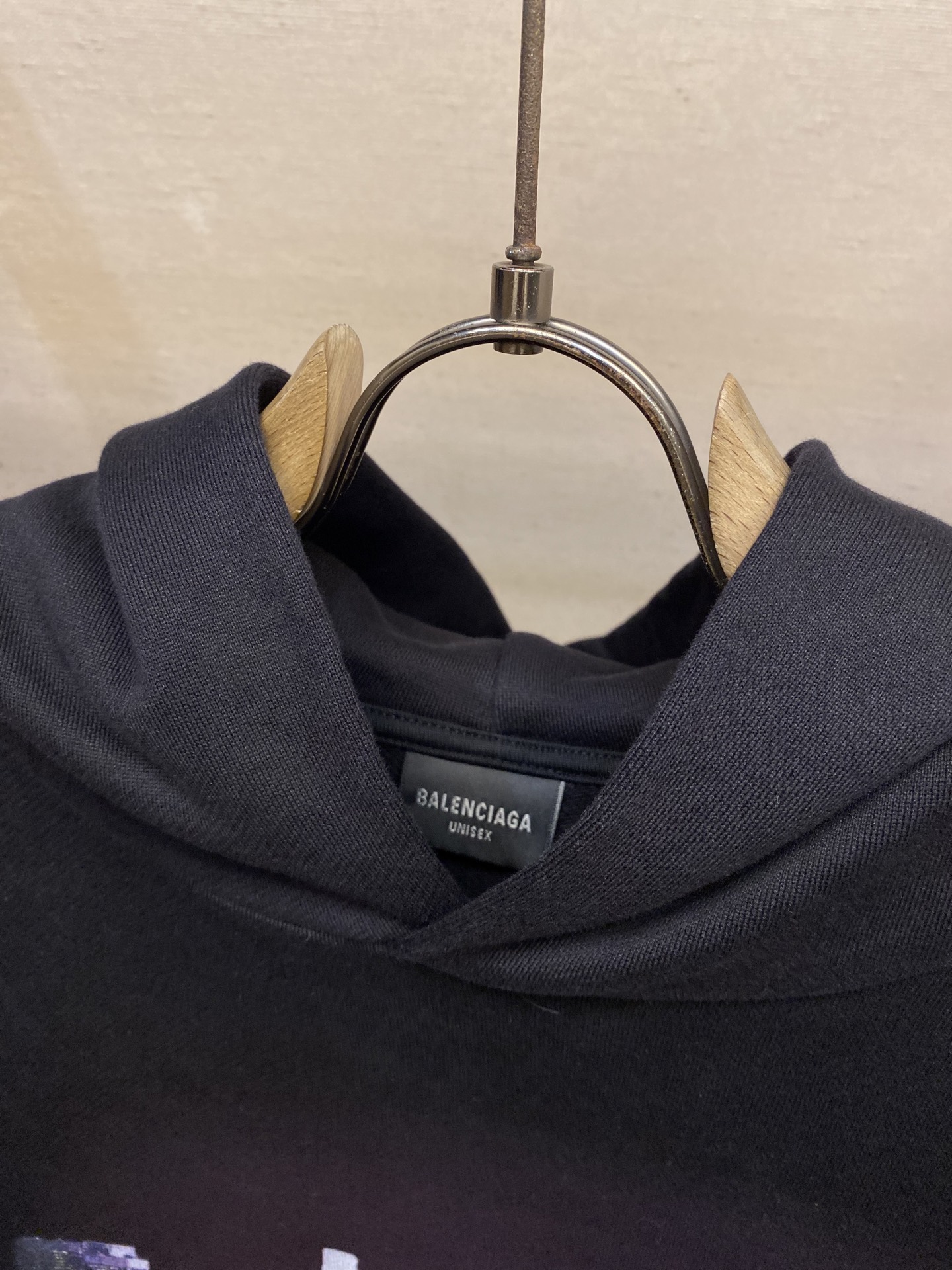 🌟🌟Balenciaga、BLCG/25 洛杉矶夜景帽衫连帽卫衣。
城市夜晚印花极为清晰。区别市场模糊不