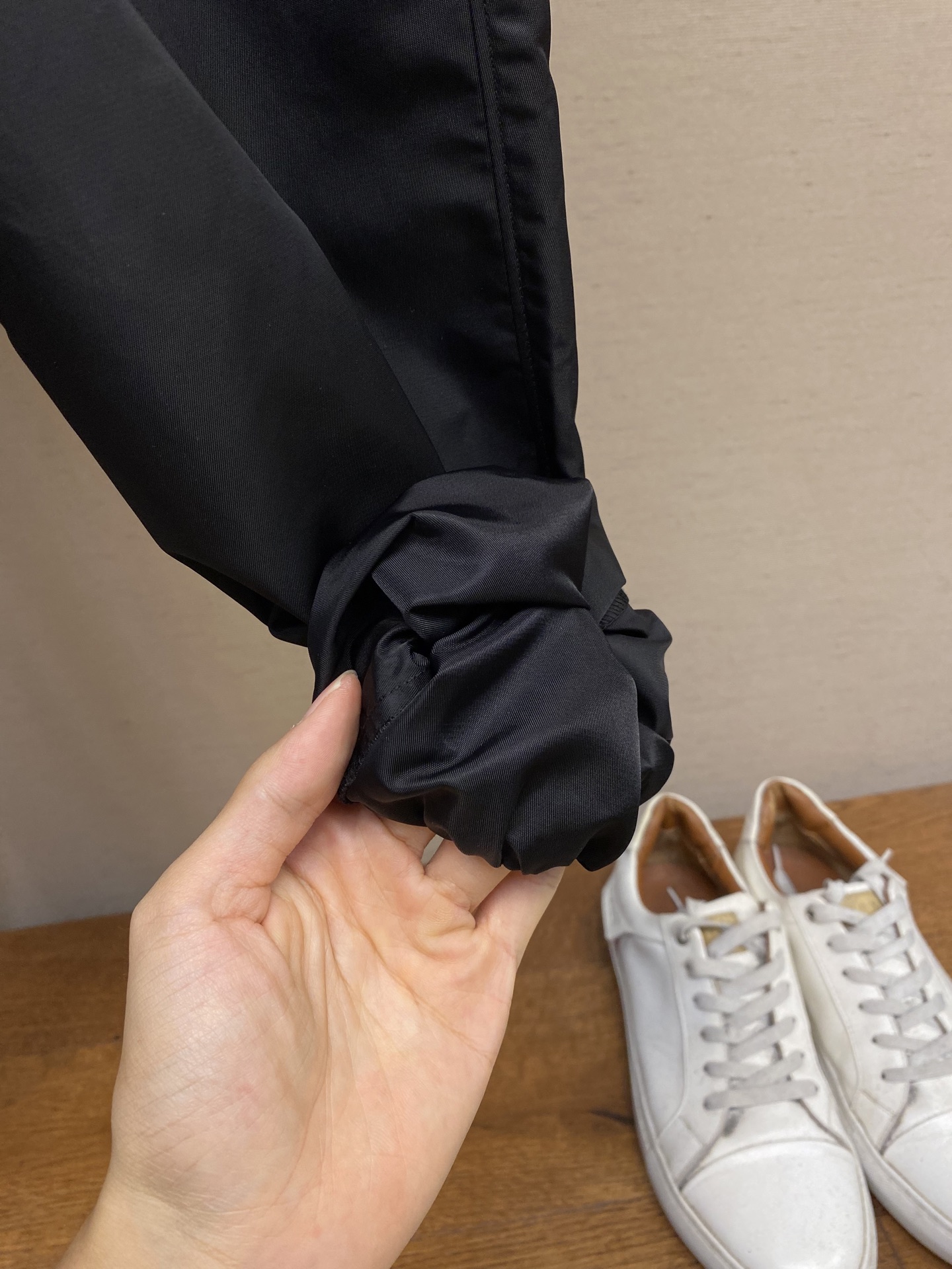 🌟🌟Prada、尼龙Re-Nylon机能工装、早春系列依旧经典的Nylon，面料柔软舒适。

尺码：S-