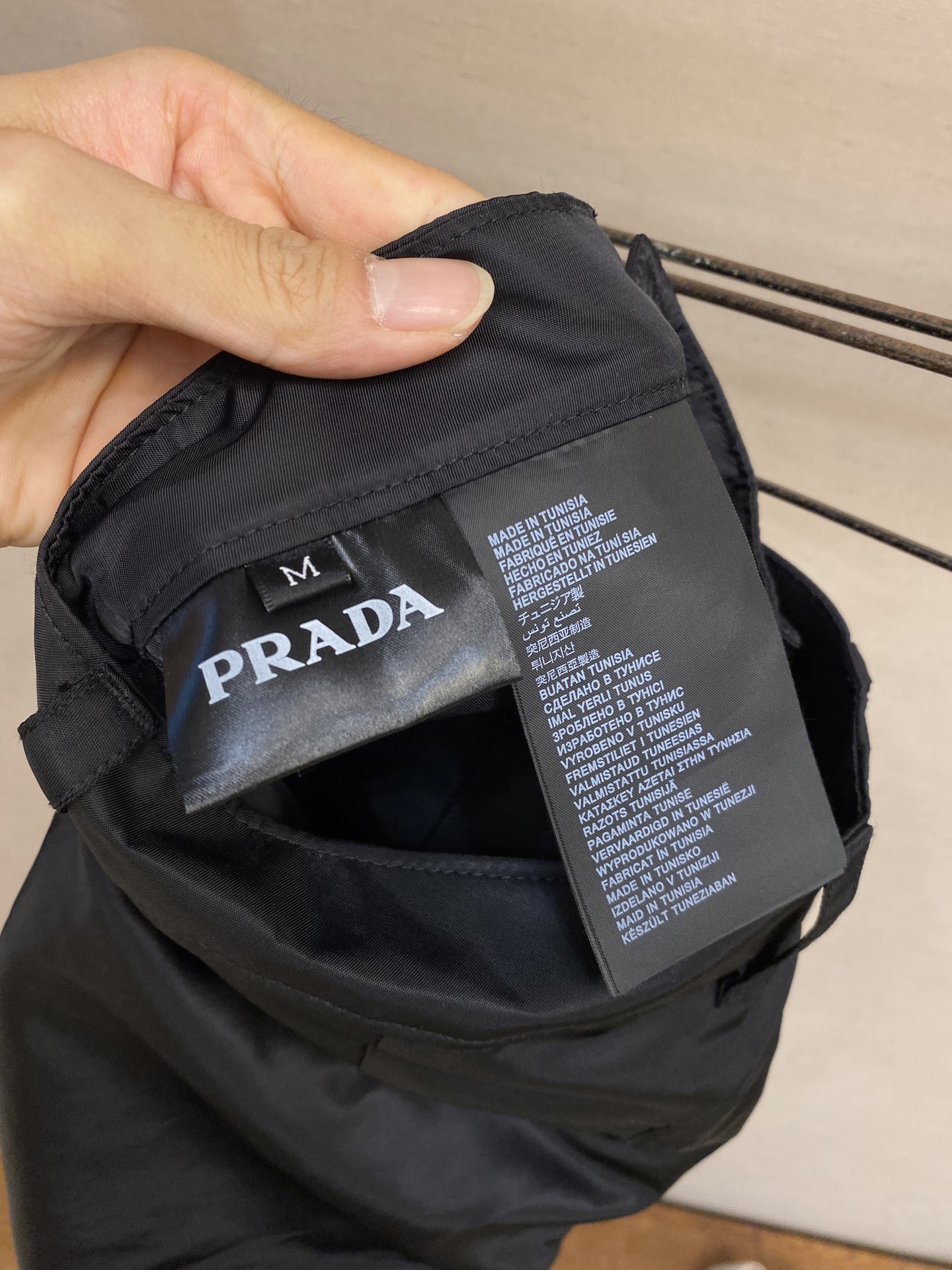 🌟🌟Prada、尼龙Re-Nylon机能工装、早春系列依旧经典的Nylon，面料柔软舒适。

尺码：S-