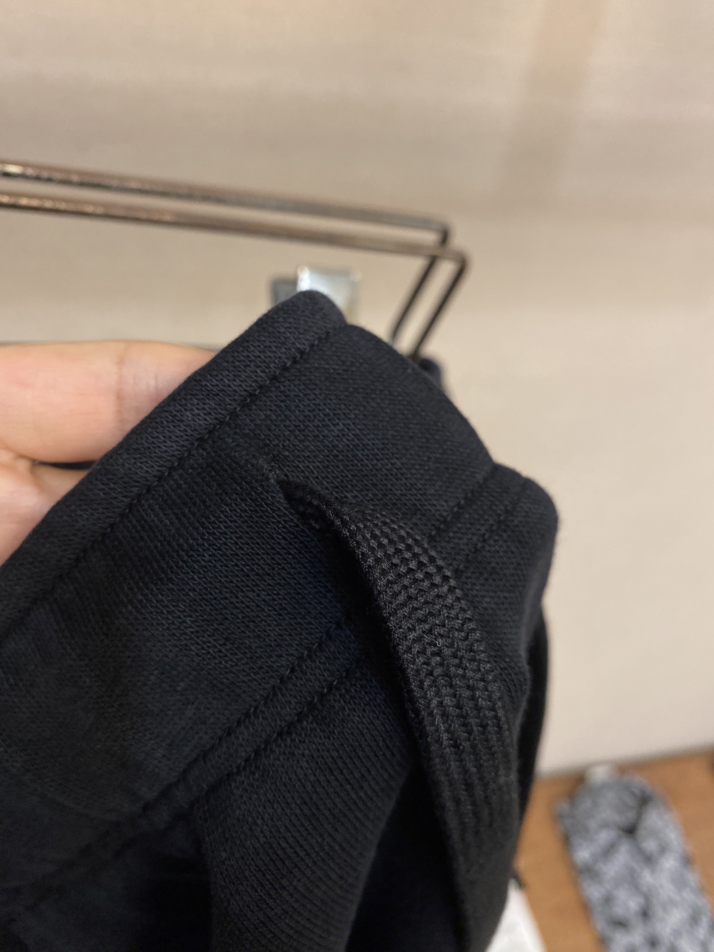 🌟🌟Balenciaga、男士休闲裤👍 最新款上身版型无敌正！绝对可以闭眼收的一款此款裤子非常百搭，弹力