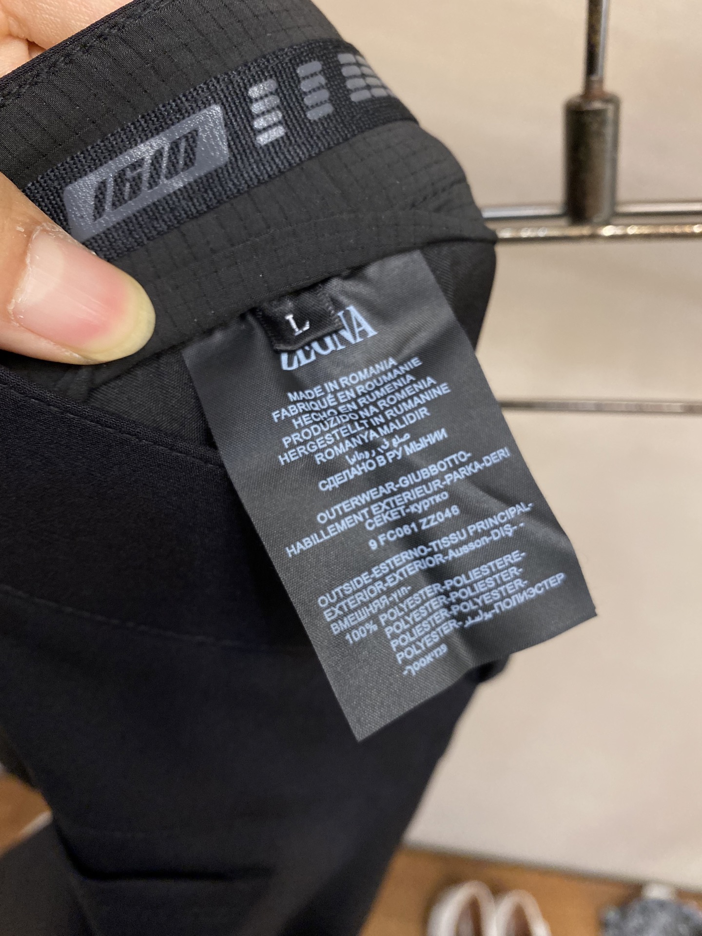 🌟🌟Zzegna，男士休闲裤👍 最新款上身版型无敌正！绝对可以闭眼收的一款此款裤子非常百搭，弹力腰围,日