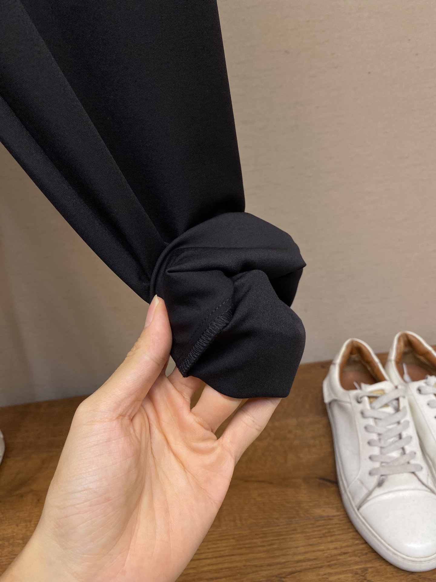 🌟🌟Zzegna，男士休闲裤👍 最新款上身版型无敌正！绝对可以闭眼收的一款此款裤子非常百搭，弹力腰围,日