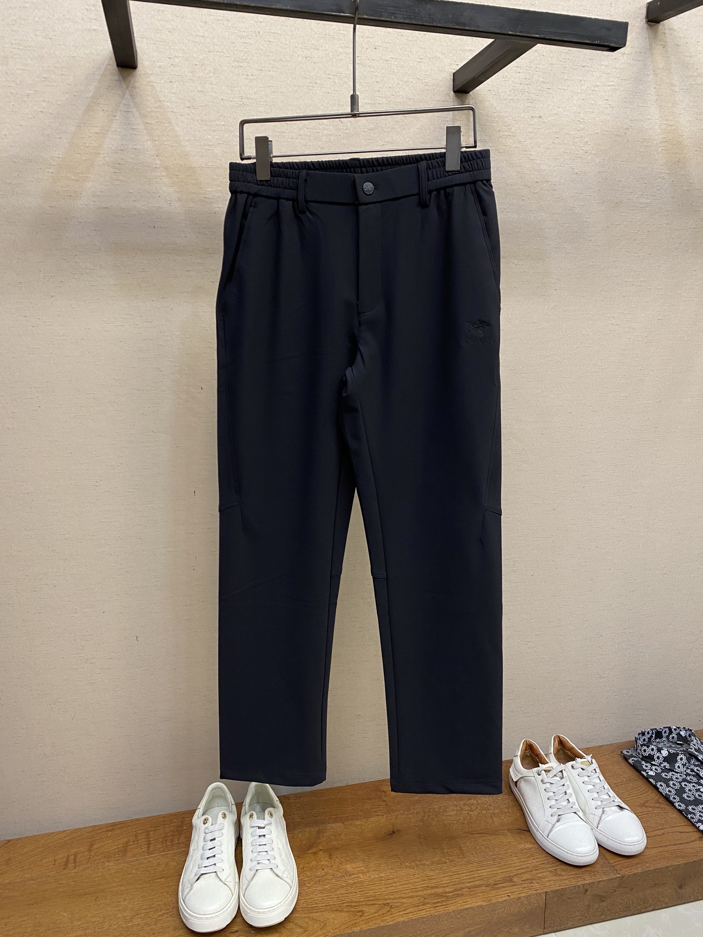 🌟🌟Arctery，男士休闲裤👍 最新款上身版型无敌正！绝对可以闭眼收的一款此款裤子非常百搭，弹力腰围,