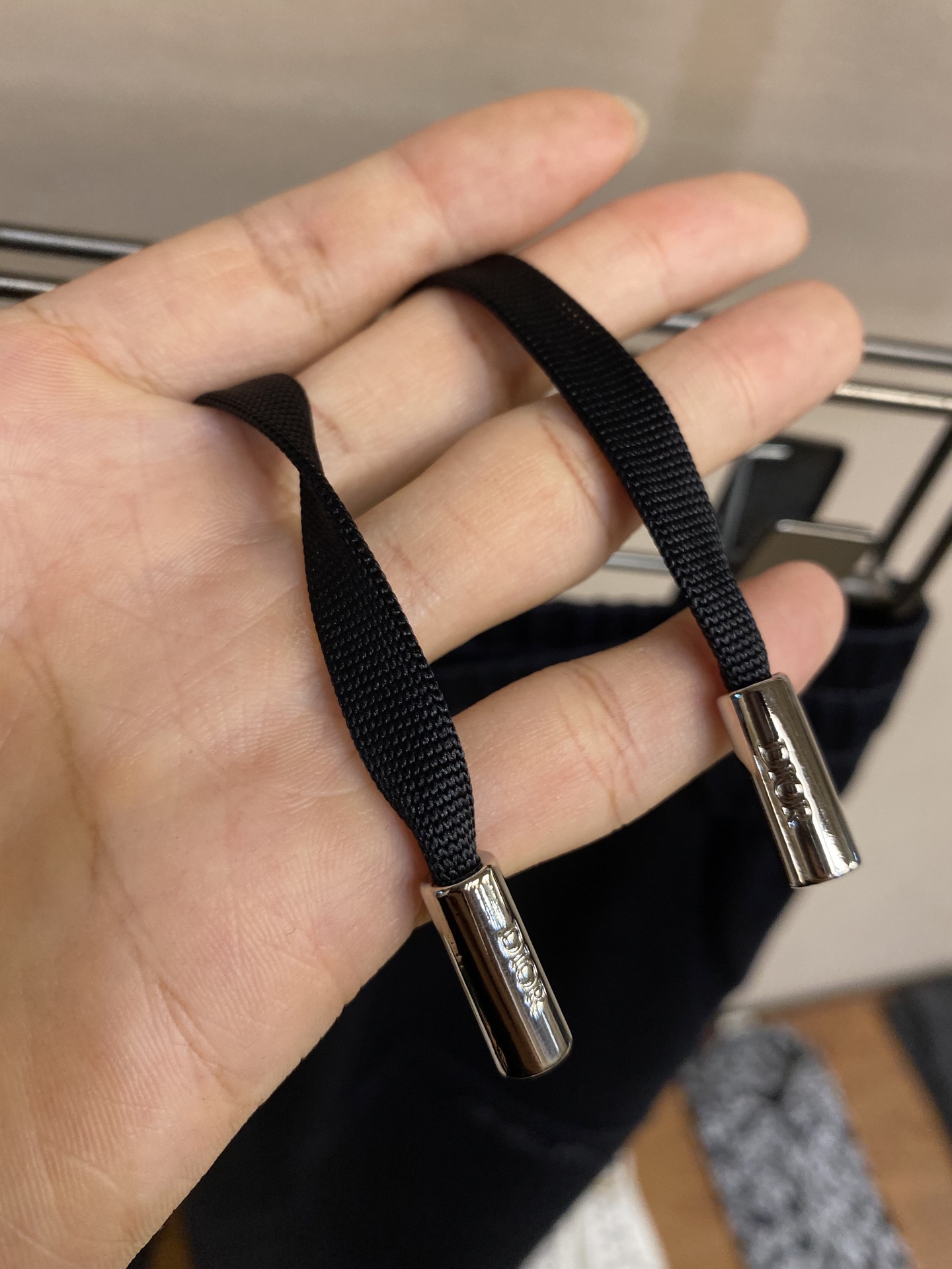 🌟🌟Dior，男士休闲裤👍 最新款上身版型无敌正！绝对可以闭眼收的一款此款裤子非常百搭，弹力腰围,日常上