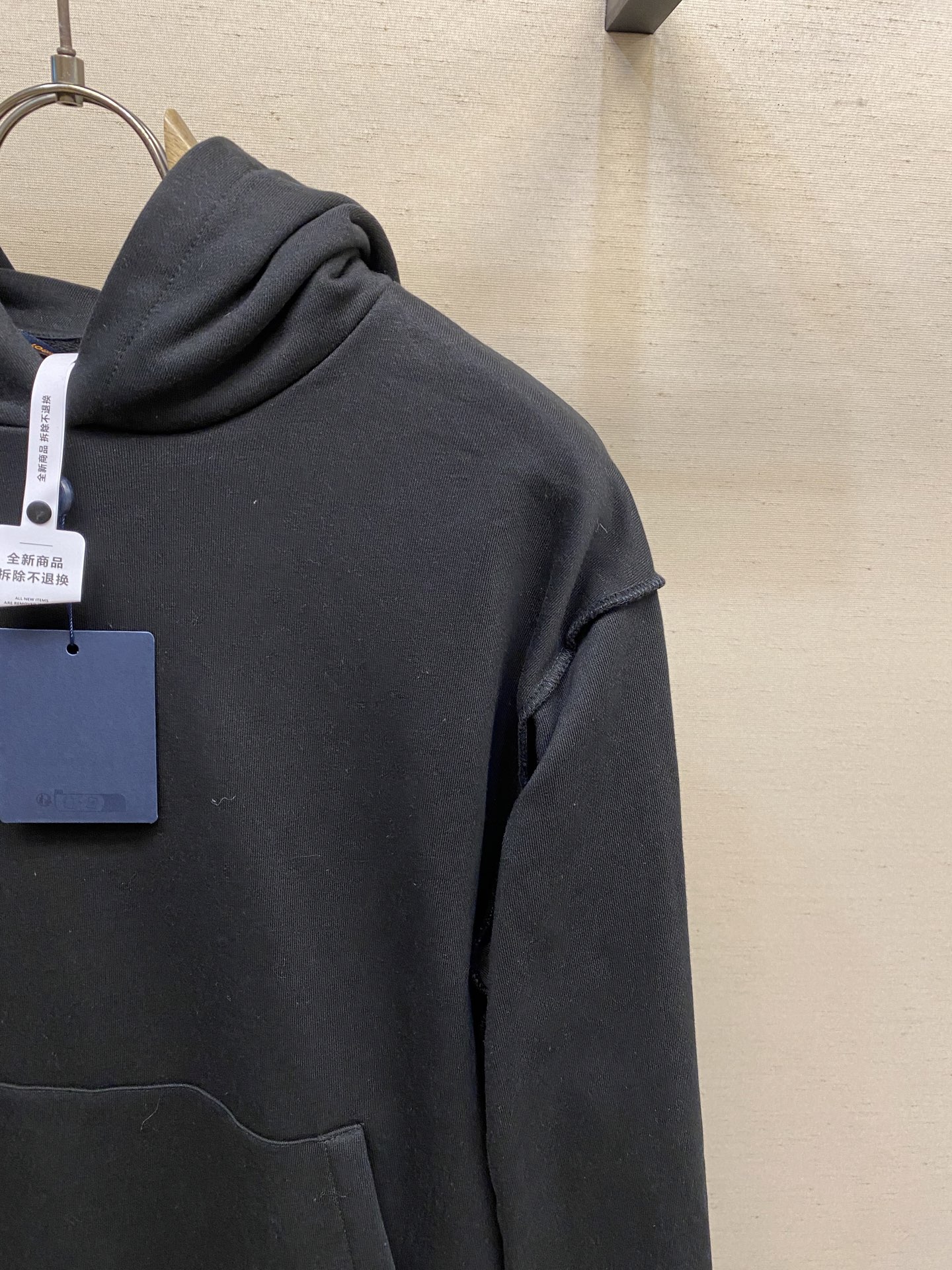 🌟🌟1V，纯色套头帽衫长袖卫衣，正品7899购入，潮牌双股360克抓毛卫衣料，2*2潮牌螺纹400克，机