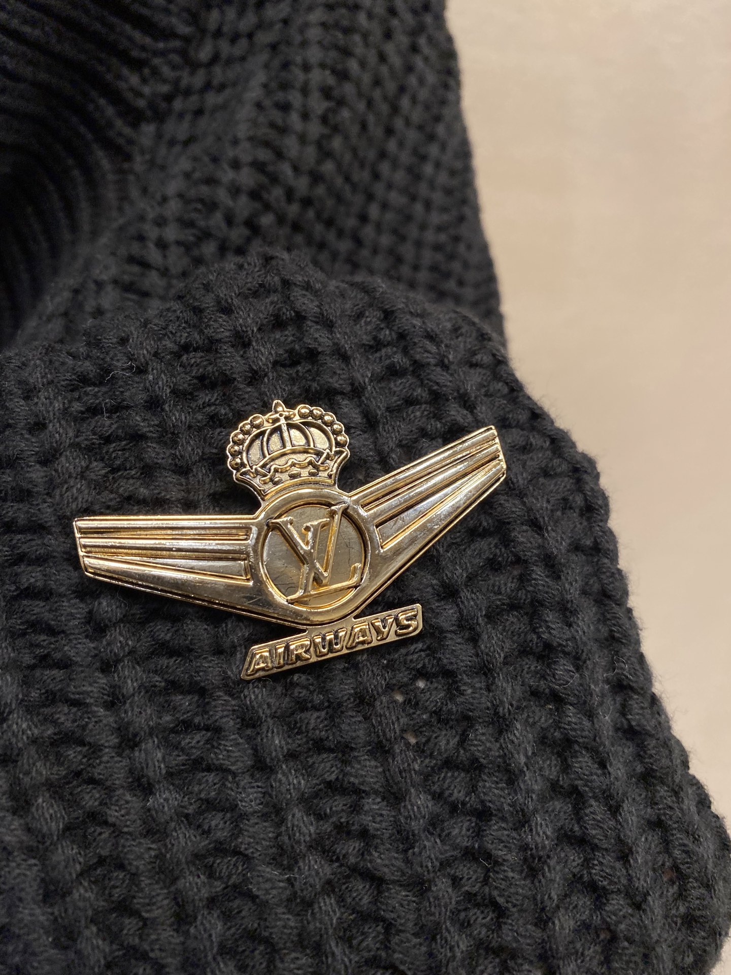 🌟🌟1V，绵羊毛混纺半拉链套头衫，正品25100购入，羊毛混纺睛毛料，采用日本进口2.5针织机毛料酵洗，