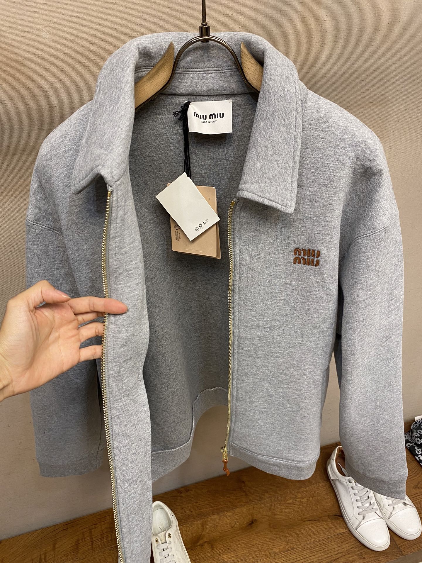 🌟🌟Miu Miu 棉质平纹针织夹克，正品25400购入开发，680克平纹复合面料 2*2潮牌螺纹440