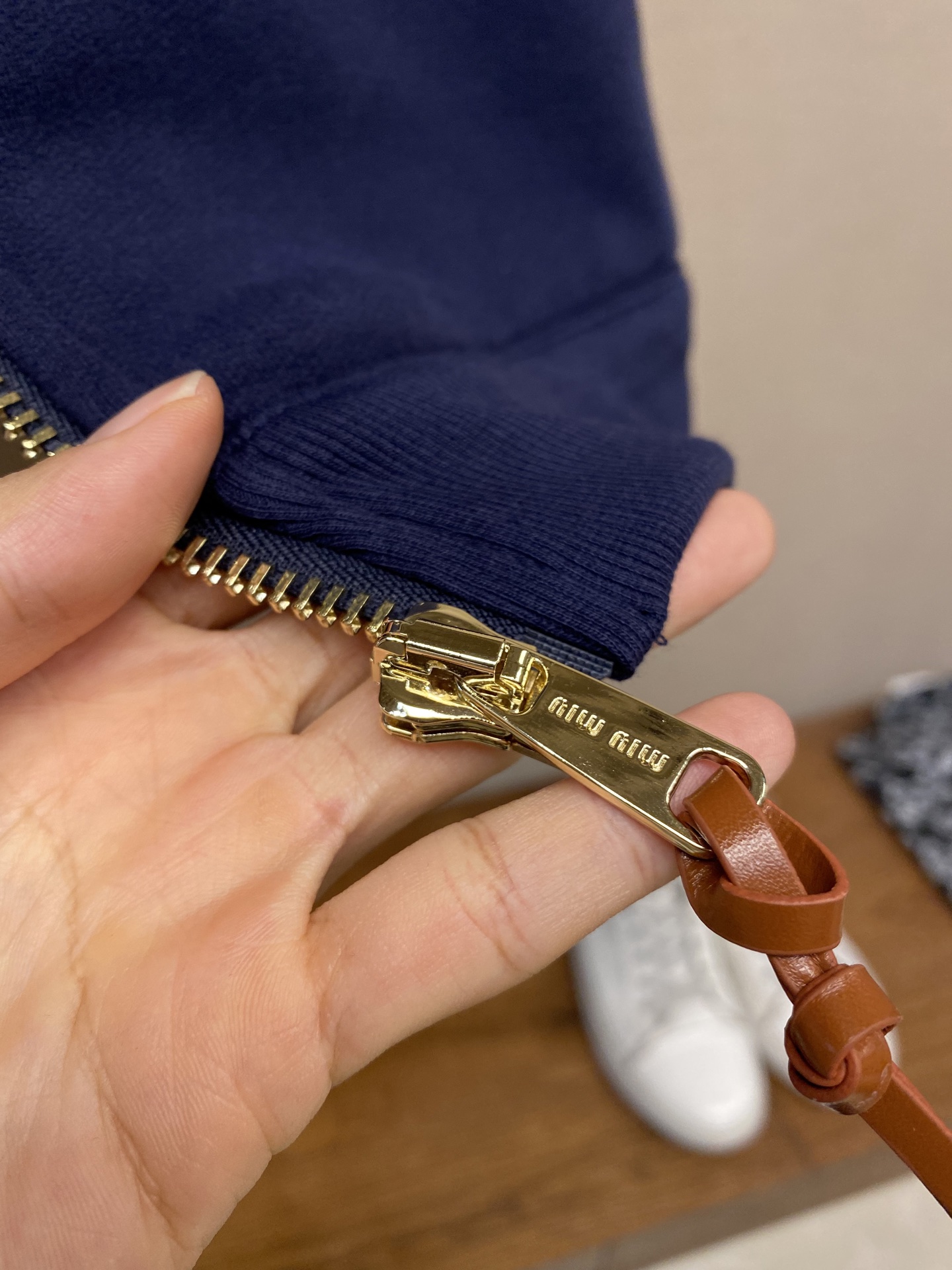 🌟🌟Miu Miu 棉质平纹针织夹克，正品25400购入开发，680克平纹复合面料 2*2潮牌螺纹440