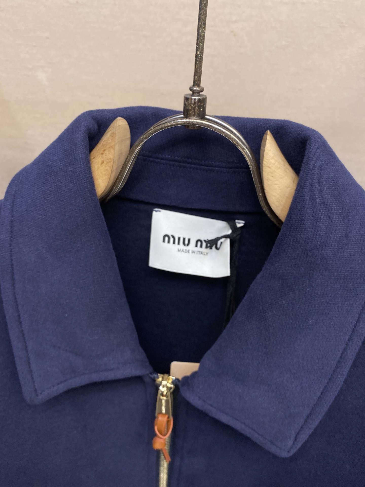 🌟🌟Miu Miu 棉质平纹针织夹克，正品25400购入开发，680克平纹复合面料 2*2潮牌螺纹440
