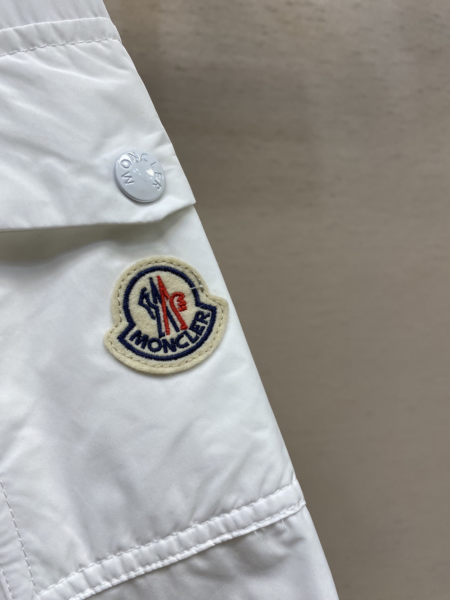 🌟🌟Moncler，2025新款男士休闲定制夹克外套。穿上简约干练的休闲外套，瞬间重回时髦霸气，又是活力
