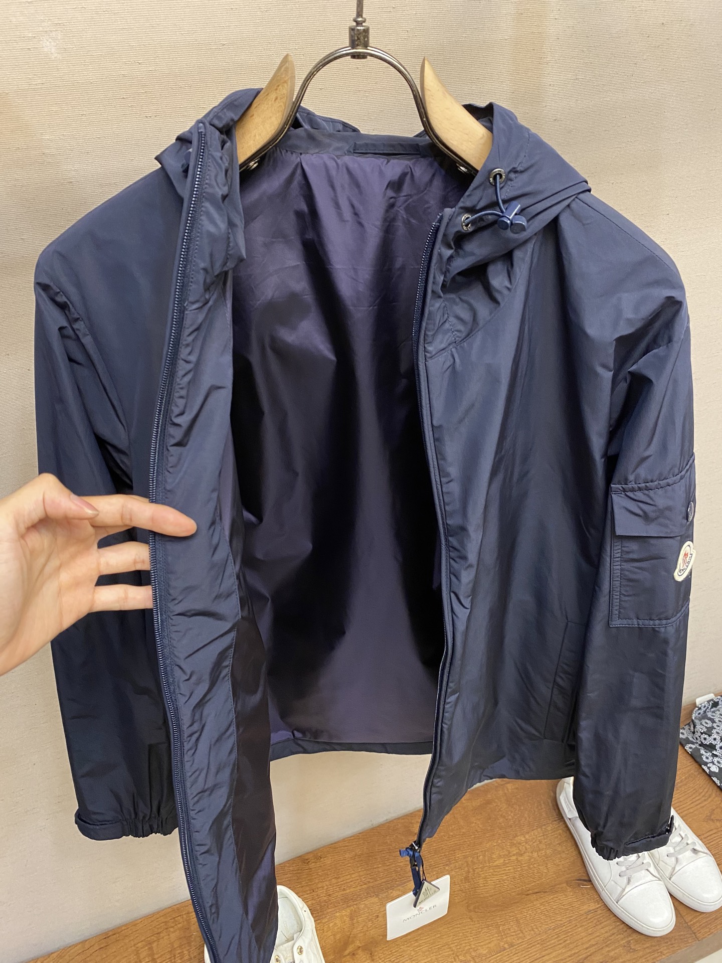 🌟🌟Moncler，2025新款男士休闲定制夹克外套。穿上简约干练的休闲外套，瞬间重回时髦霸气，又是活力