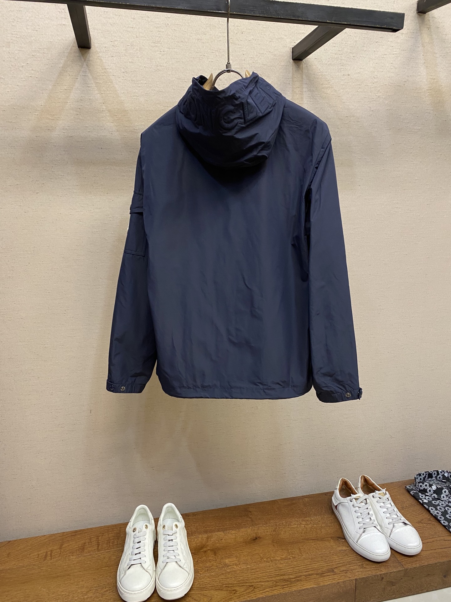 🌟🌟Moncler，2025新款男士休闲定制夹克外套。穿上简约干练的休闲外套，瞬间重回时髦霸气，又是活力