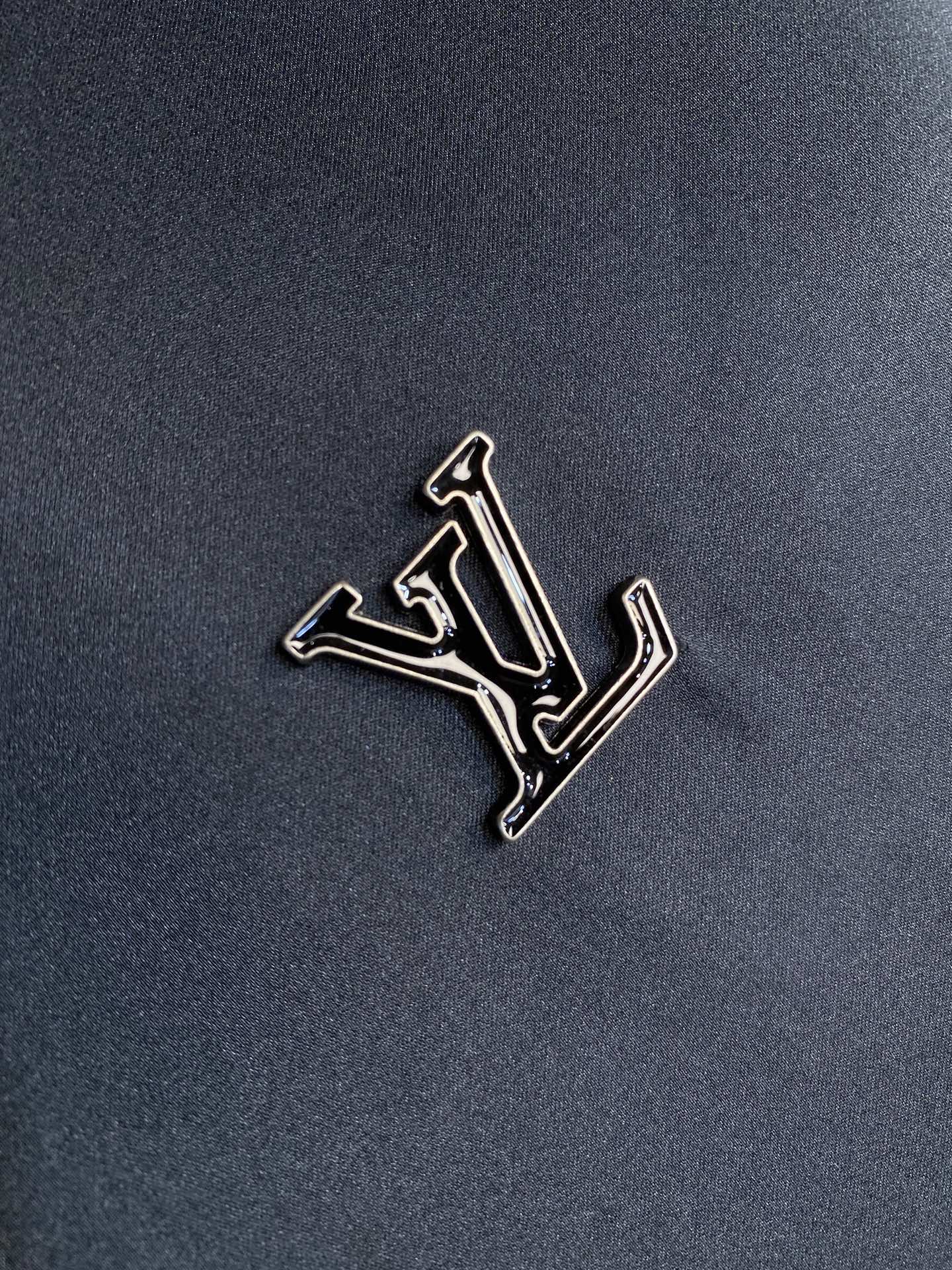 🌟🌟1V，驴家 2025秋冬爆款，双面魔法！这件夹克，让经典与优雅一键切换！今天必须给你们安利这件让我惊