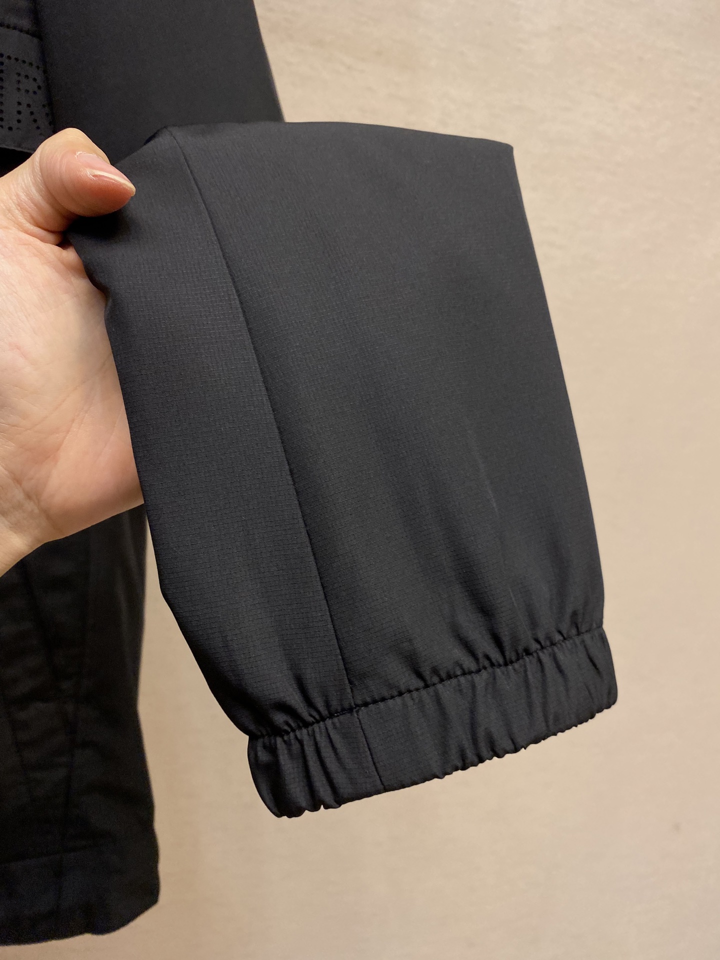 🌟🌟Moncler，2025新款男士休闲定制夹克外套。穿上简约干练的休闲外套，瞬间重回时髦霸气，又是活力