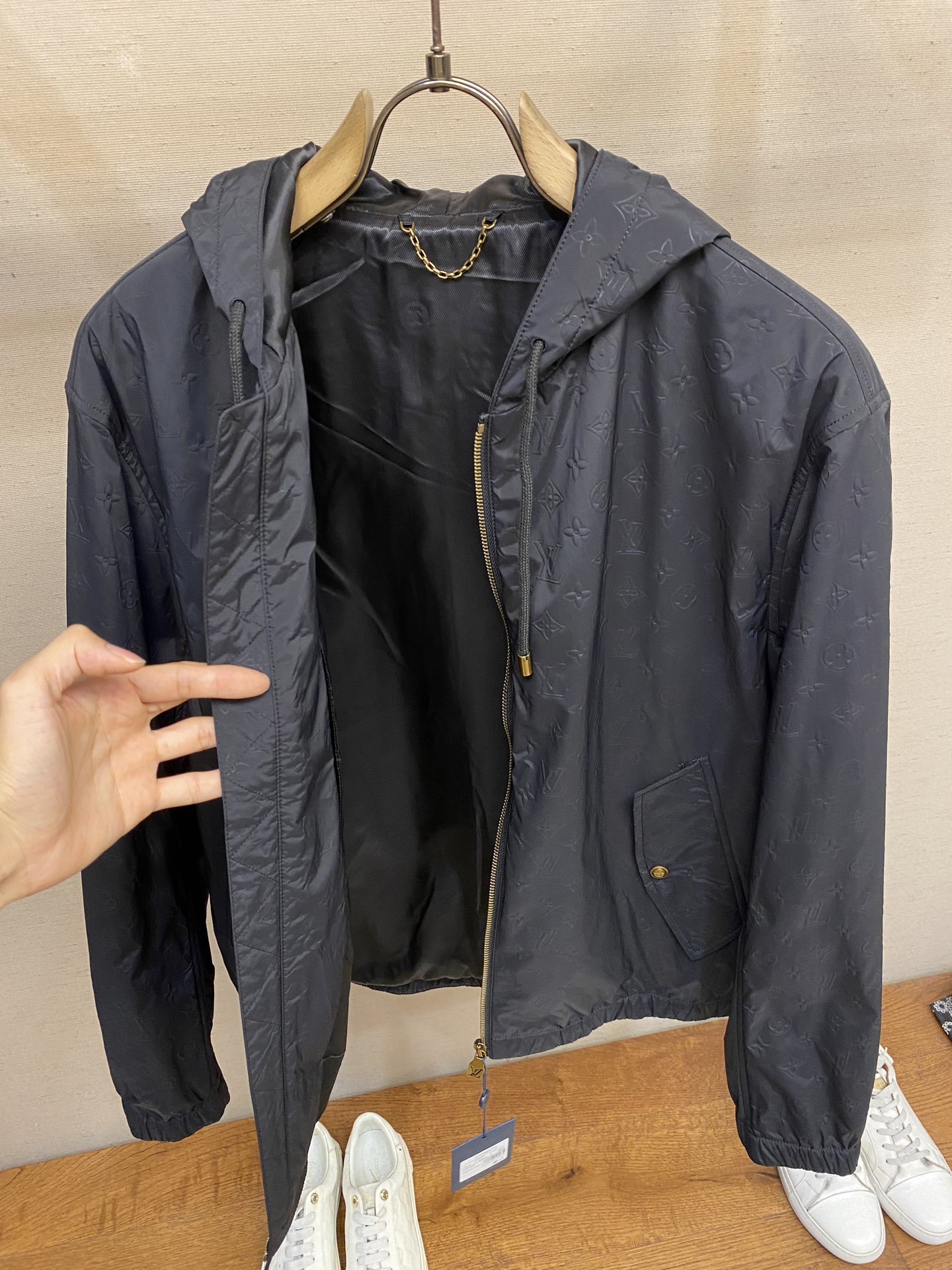 🌟🌟1V，2025新款男士休闲定制夹克外套。穿上简约干练的休闲外套，瞬间重回时髦霸气，又是活力满满的状态