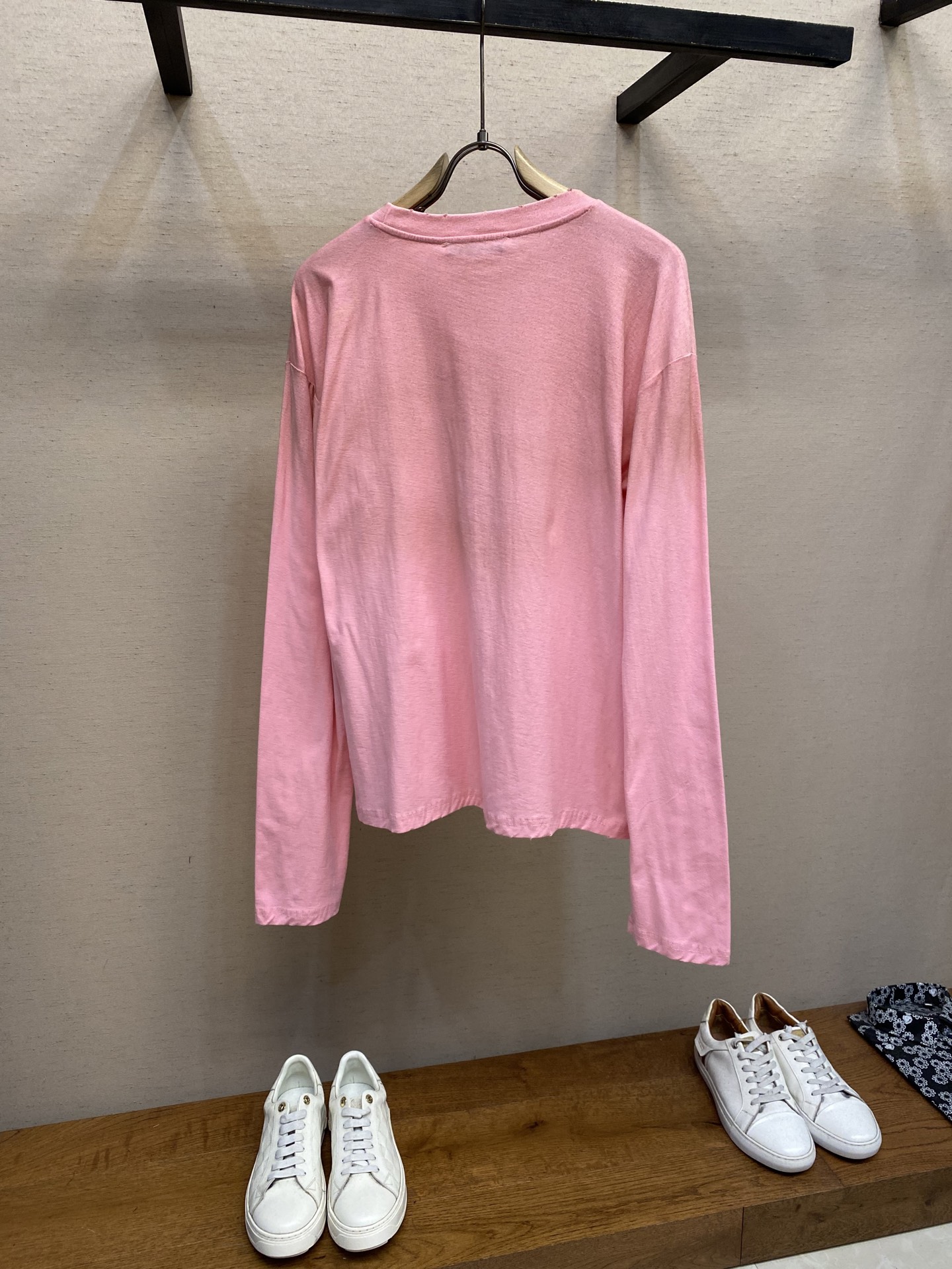 🌟🌟Acne Studios，男女同款圆领长袖T恤 秋天可外穿 冬天可打底 一年四季可穿 超高性价比 随