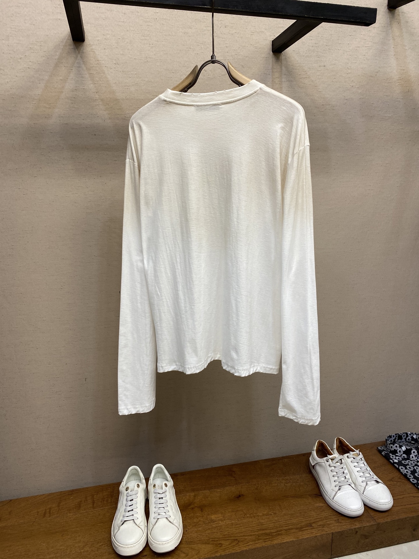 🌟🌟Acne Studios，男女同款圆领长袖T恤 秋天可外穿 冬天可打底 一年四季可穿 超高性价比 随