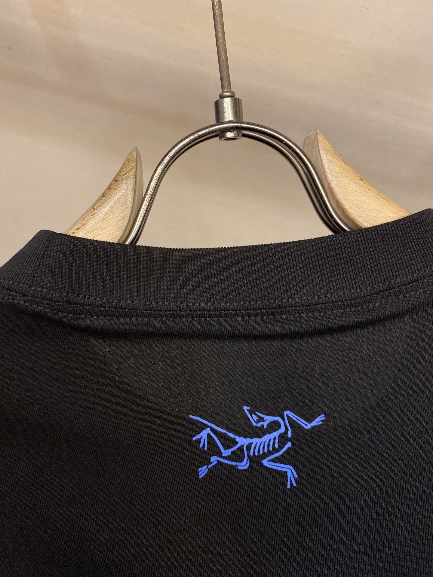 🌟🌟Arctery，2025新款 官网同步 涂鸦直喷，男女同款 短袖t恤定制120克100％双纱纯棉面料