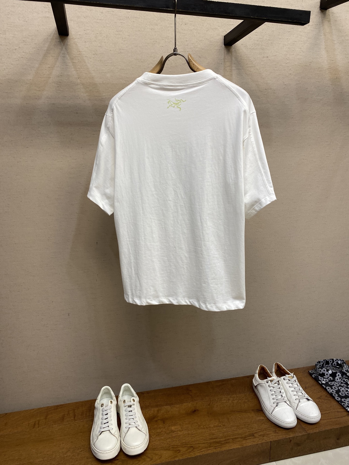 🌟🌟Arctery，2025新款 官网同步 涂鸦直喷，男女同款 短袖t恤定制120克100％双纱纯棉面料