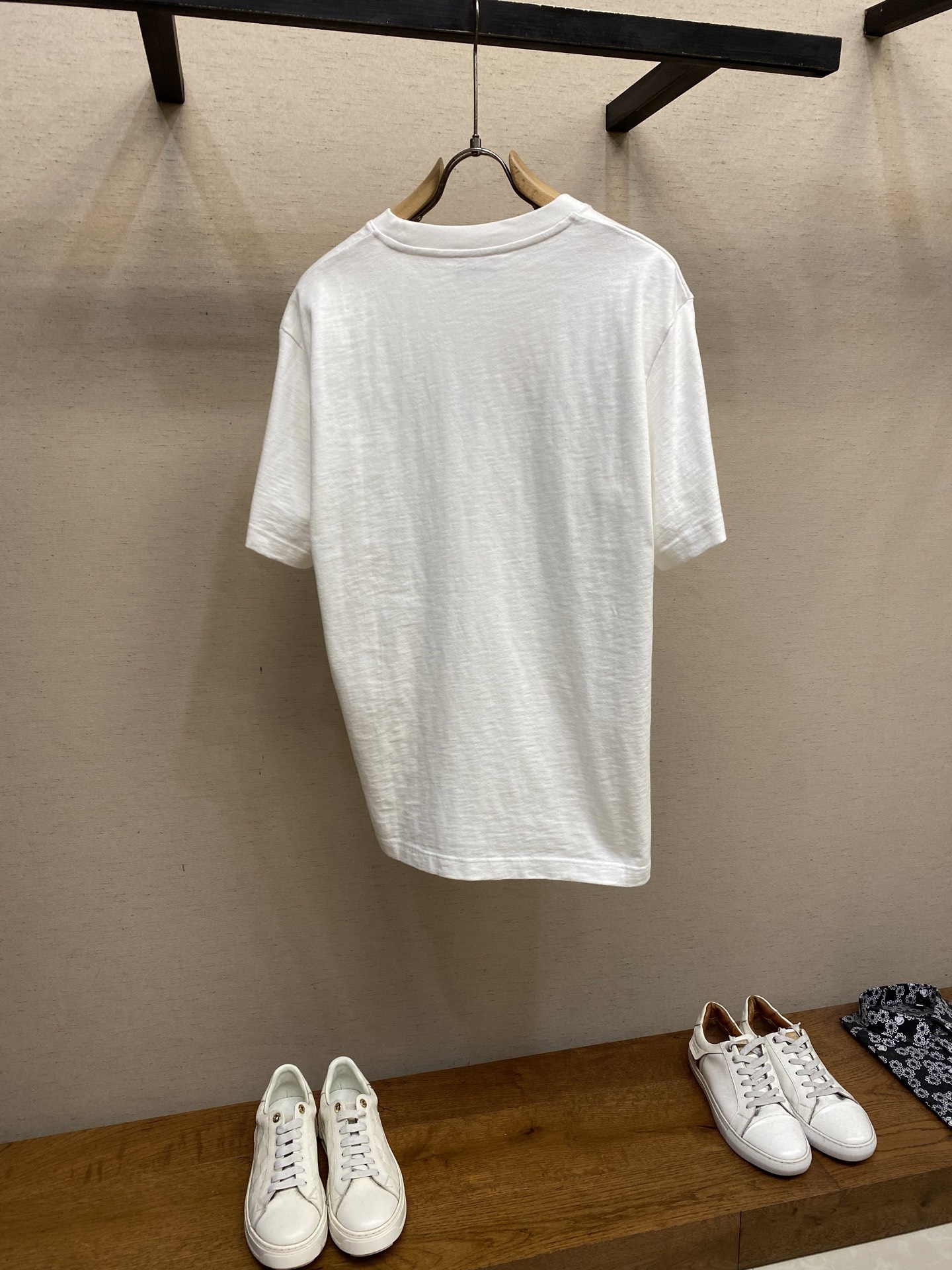 🌟🌟CHANEL，小香中古巴黎秀场员工半袖T恤/经典刺绣袖口字母滴胶短袖T恤 竹节棉质成衣洗水纯棉 ⚠️