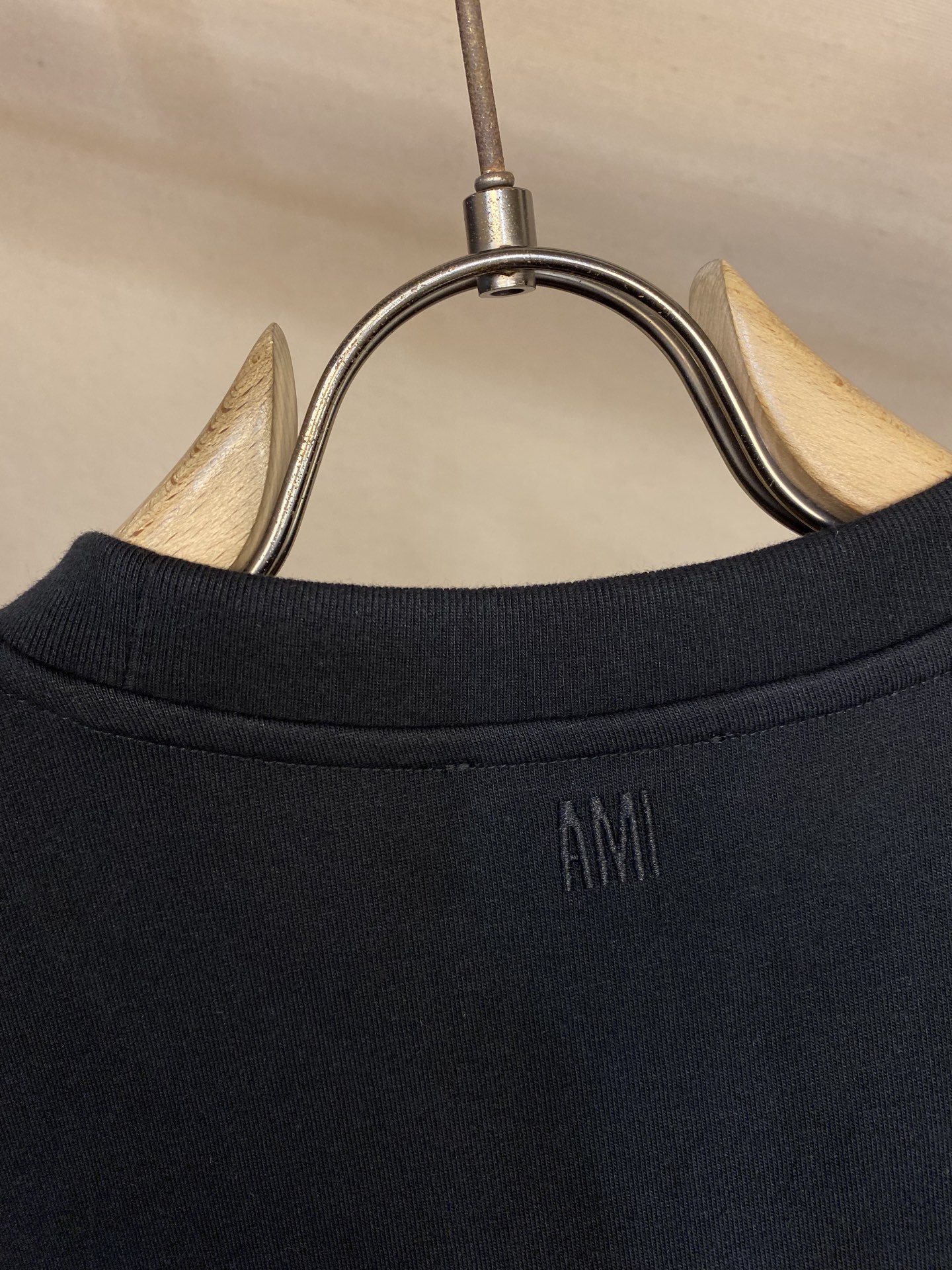 🌟🌟 AMI/艾米2025FW早秋新品AMI 男女同款毛巾绣ADC棉质宽松T恤 爱心圆领短䄂太好看刺绣/