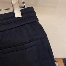 🌟🌟Balenciaga、男士休闲裤👍 最新款上身版型无敌正!绝对可以闭眼收的一款此款裤子非常百搭,弹力 🌟🌟Balenciaga、男士休闲裤👍 最新款上身版型无敌正!绝对可以闭眼收的一款此款裤子非常百搭,弹力