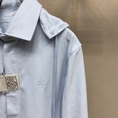 🌟🌟Loewe、罗意威棉质连帽外套衬衫面料选择:选用百分百棉纤维打造而成的280-400TC高支斜纹棉( 🌟🌟Loewe、罗意威棉质连帽外套衬衫面料选择:选用百分百棉纤维打造而成的280-400TC高支斜纹棉(