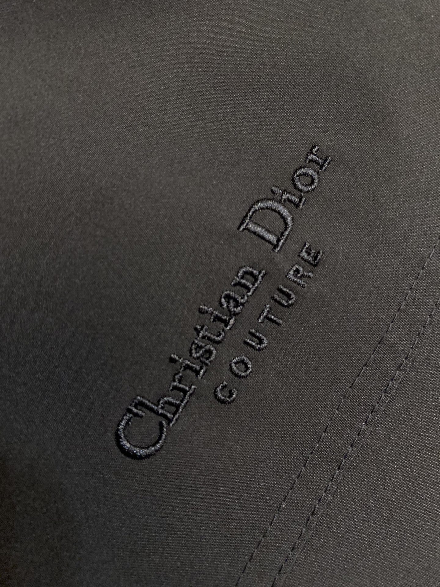 🌟🌟Dior、2025秋冬新品夹克外套，Gore-Tex面料三合一面料，国际认证滑雪专用面料，具有防风透