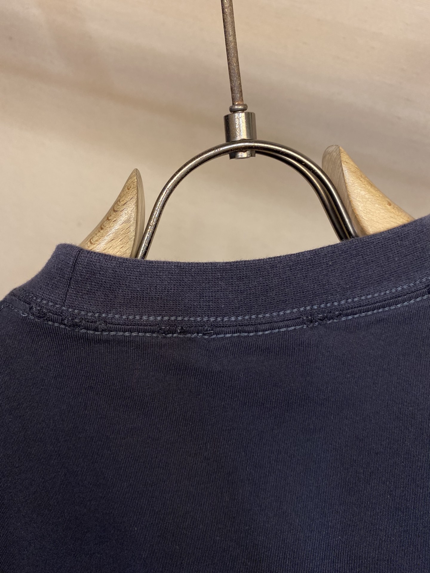 🌟🌟Balenciaga、奢华字母贴布圆领短袖⚠️原,000购买；平纹针织面料、正面饰以luxury s