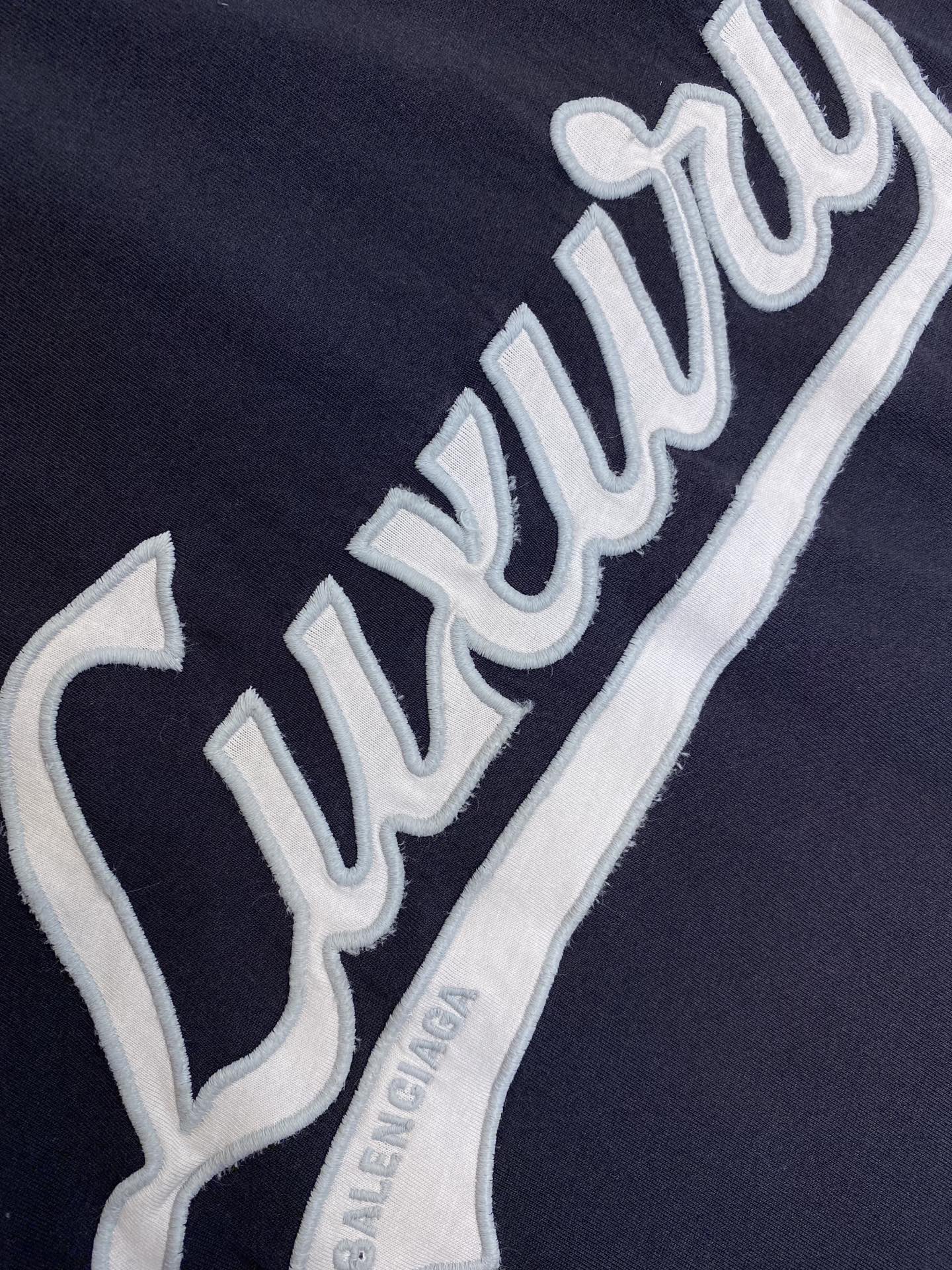 🌟🌟Balenciaga、奢华字母贴布圆领短袖⚠️原,000购买；平纹针织面料、正面饰以luxury s