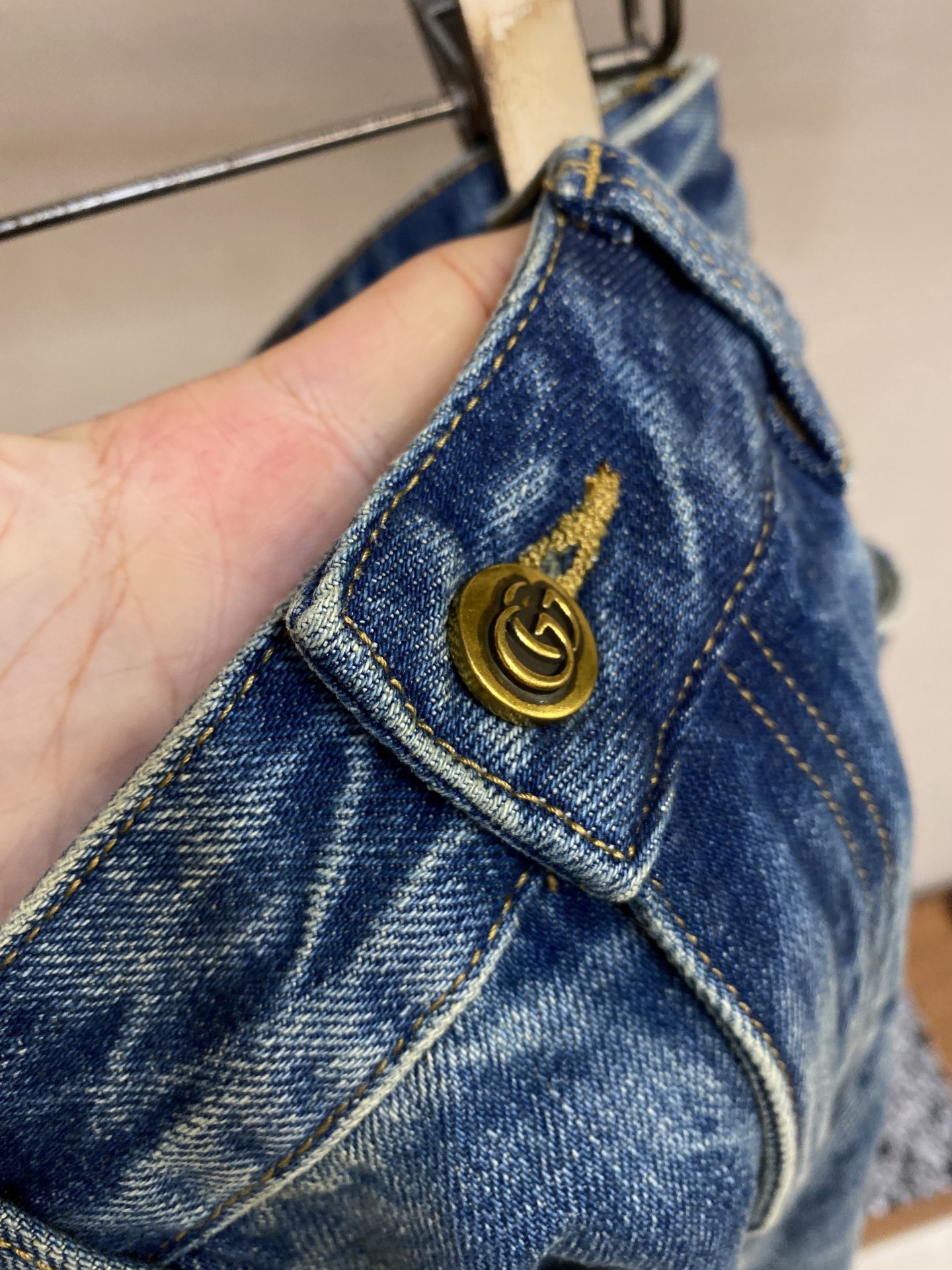 🌟🌟Gucci，2025ss好穿不挑身材在搭配上没有太多的限制 随意简洁的衬托其他单品，来展现自己的风格