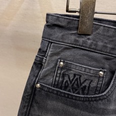 🌟🌟AMIRI,2025ss好穿不挑身材在搭配上没有太多的限制 随意简洁的衬托其他单品,来展现自己的风格 🌟🌟AMIRI,2025ss好穿不挑身材在搭配上没有太多的限制 随意简洁的衬托其他单品,来展现自己的风格