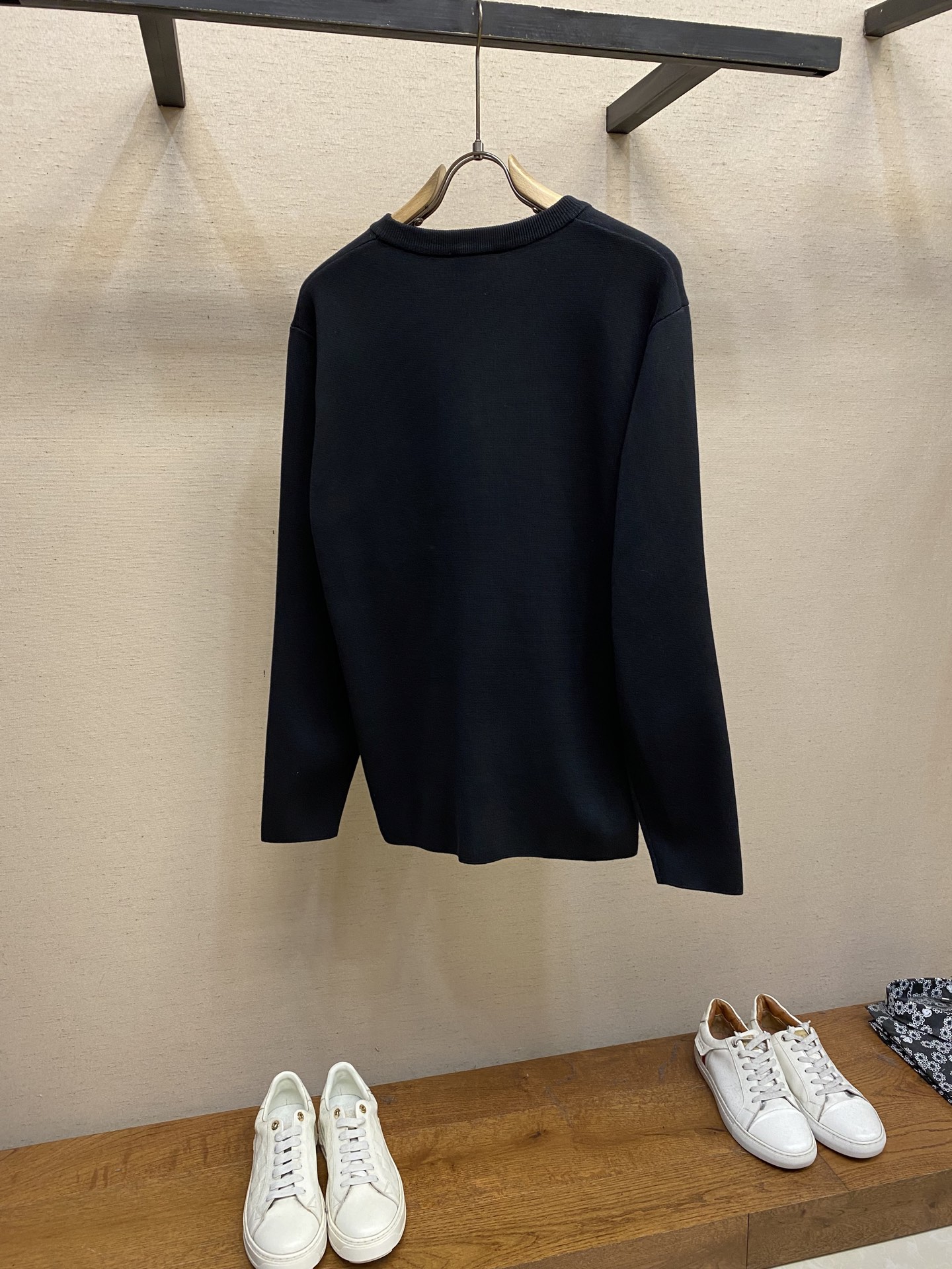 🌟🌟Dior、CD字母圆领毛衣 毛料采用48支超细50%羊毛50%棉混纺纱线，运用进口14针毛织机双面立